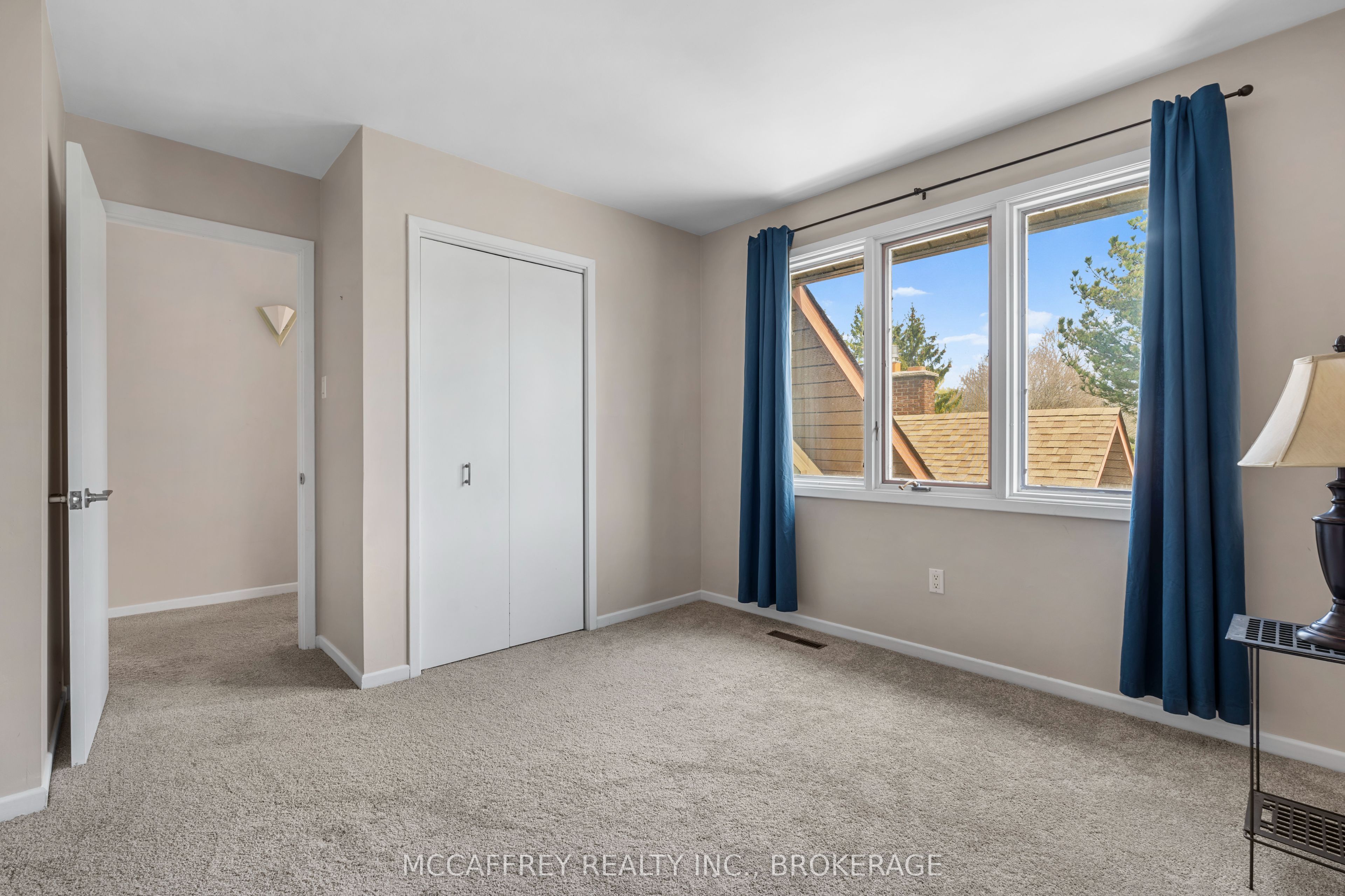79 River Road Property Photo 28