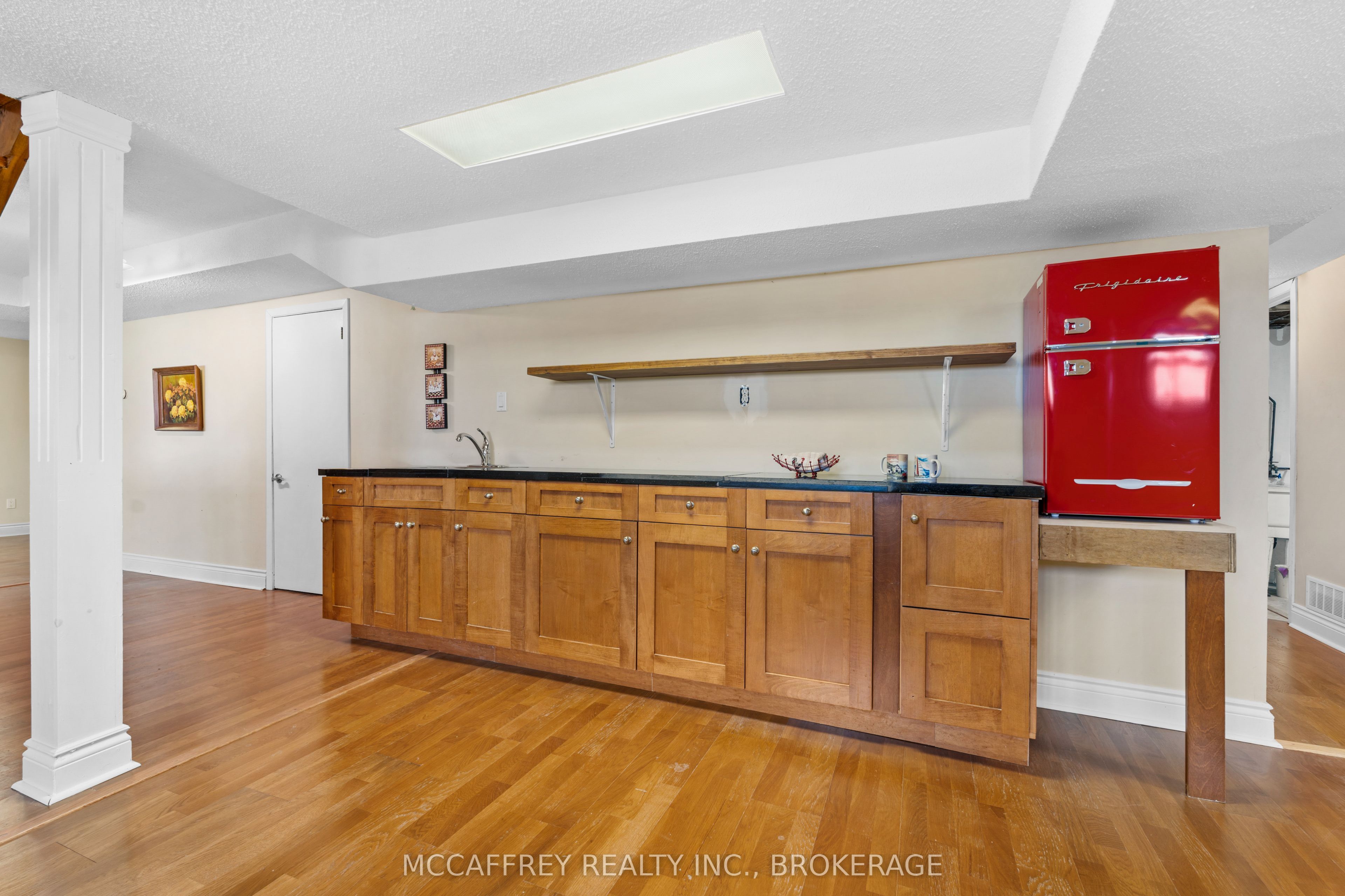 79 River Road Property Photo 32