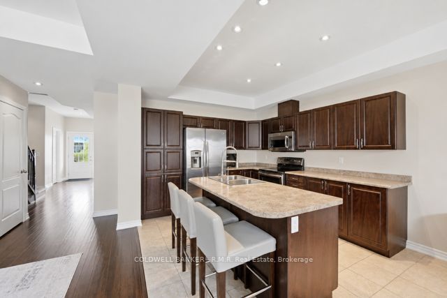283 Rollings Street Property Photo 7