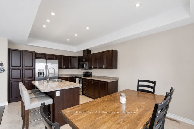 283 Rollings Street Property Photo 8