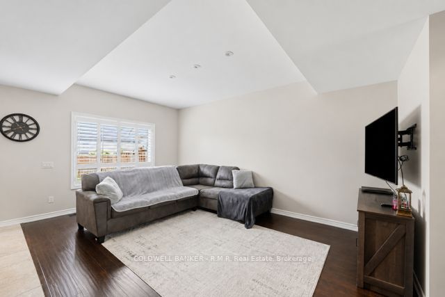 283 Rollings Street Property Photo 12