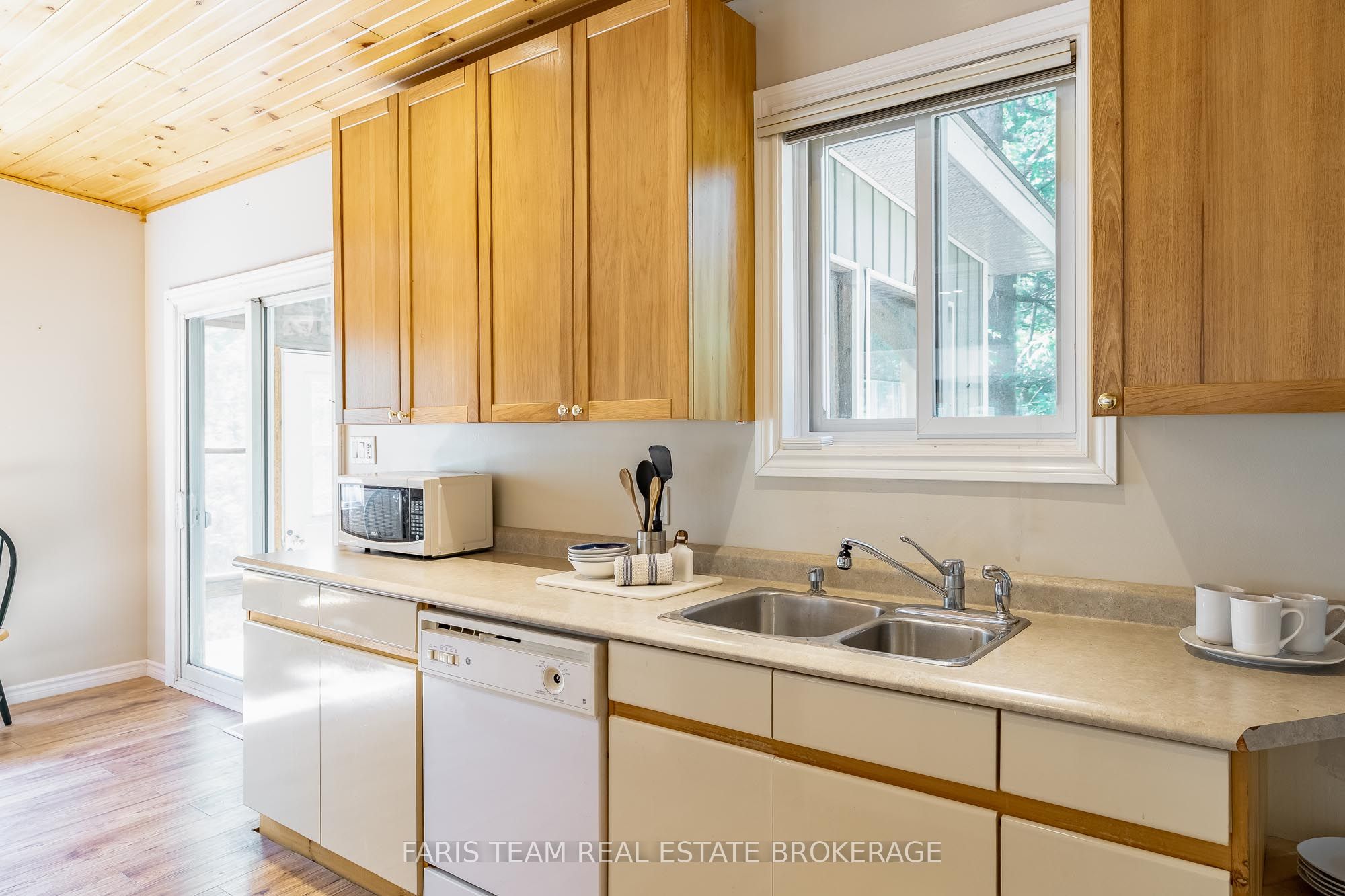 1226 Baseline Road Property Photo 8
