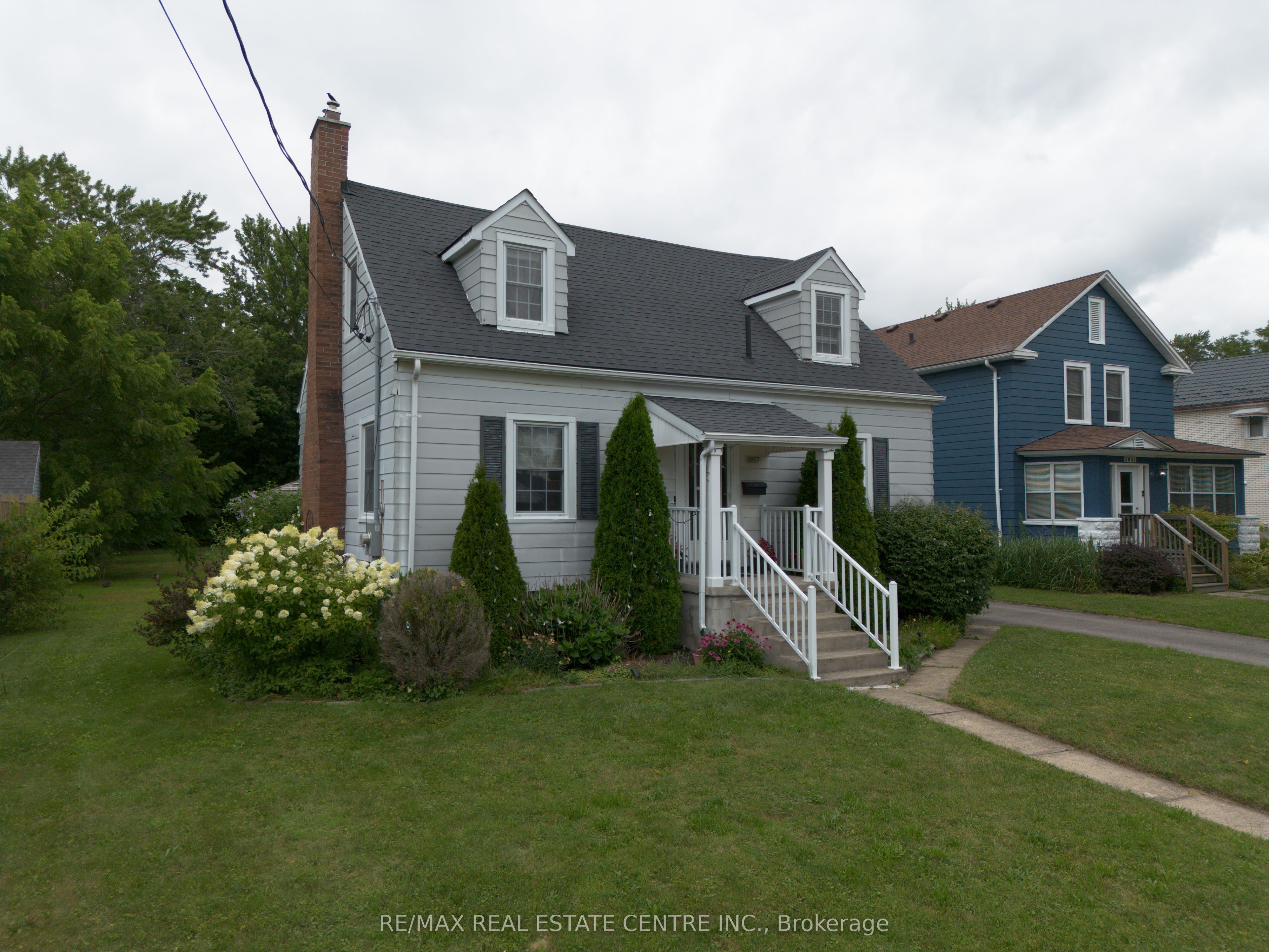 5857 Murray Street Property Photo 8