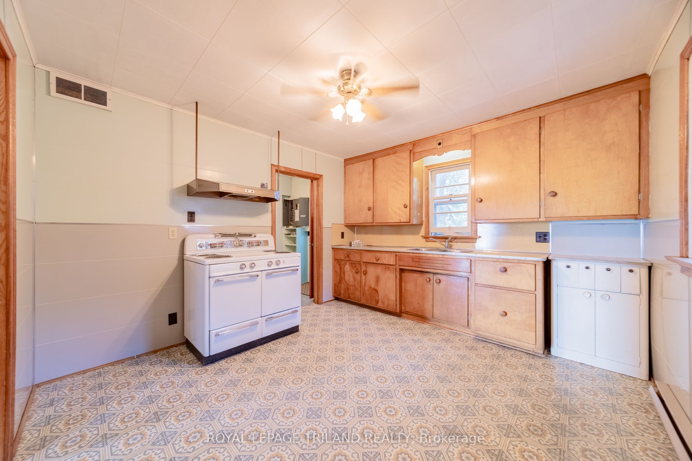 72443 Bluewater Highway Property Photo 19