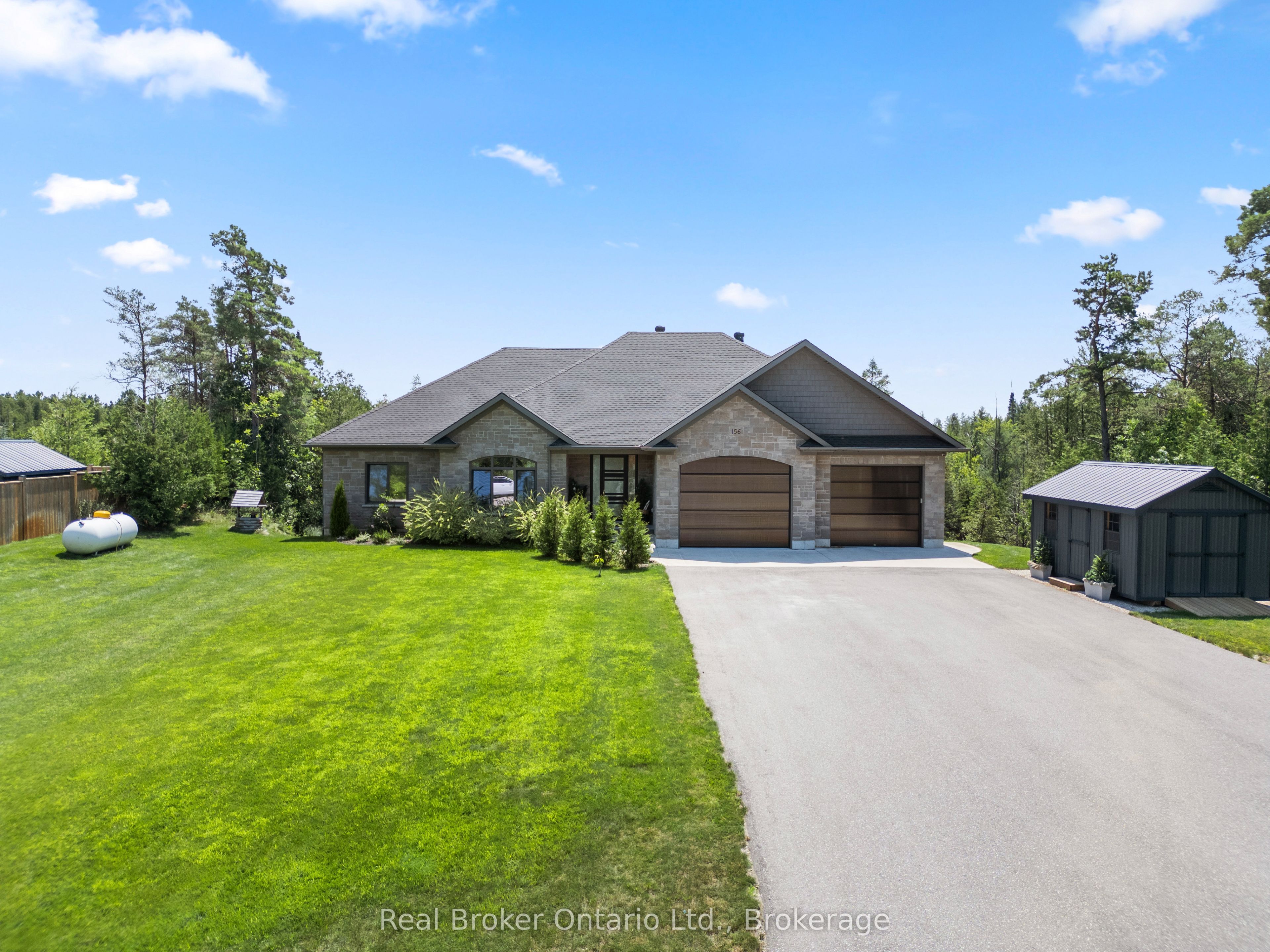 156 Pine View Drive Property Photo 1