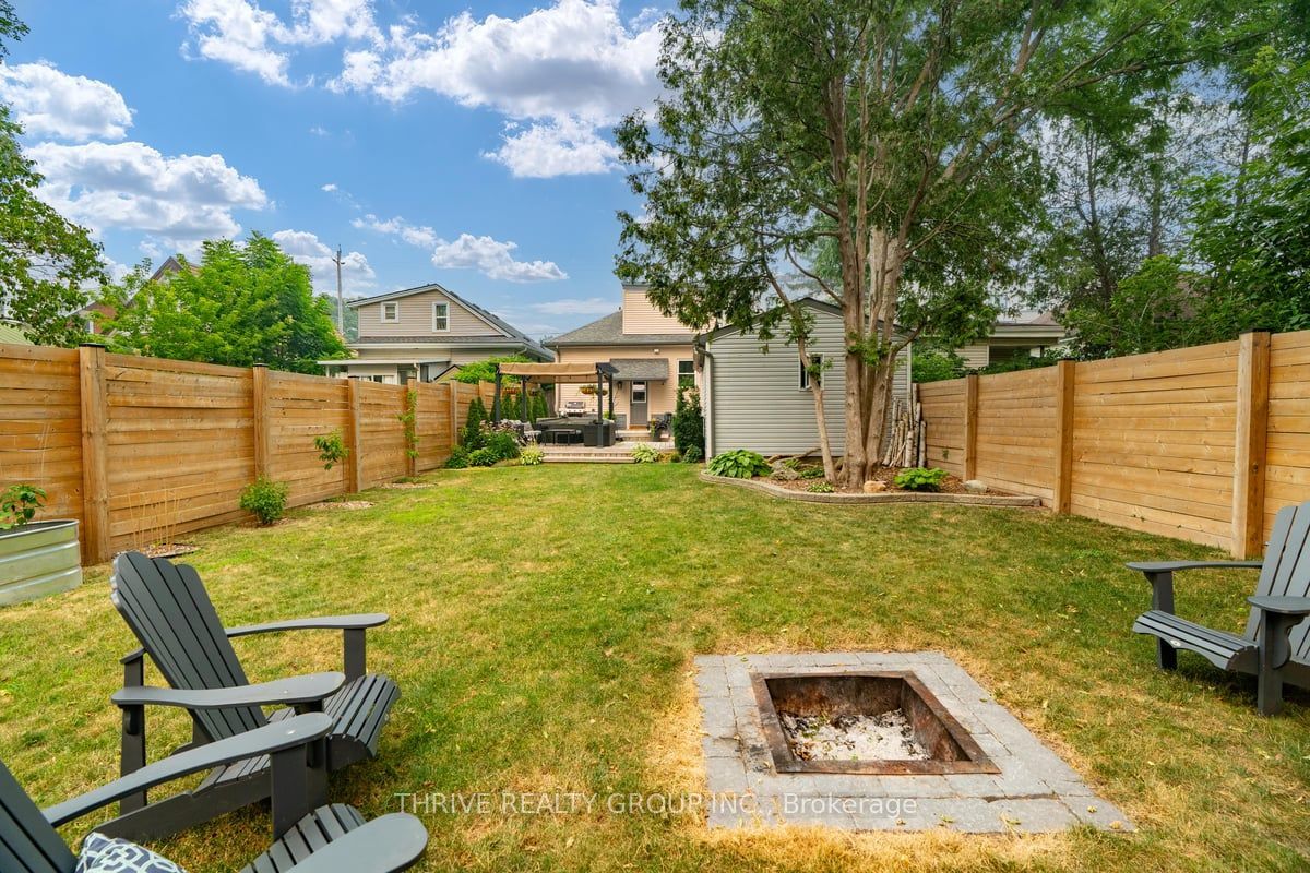25 Elm Street Property Photo 7