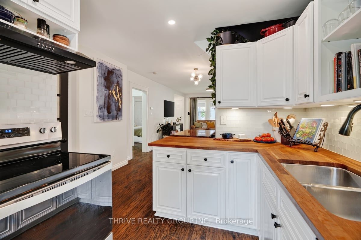25 Elm Street Property Photo 17
