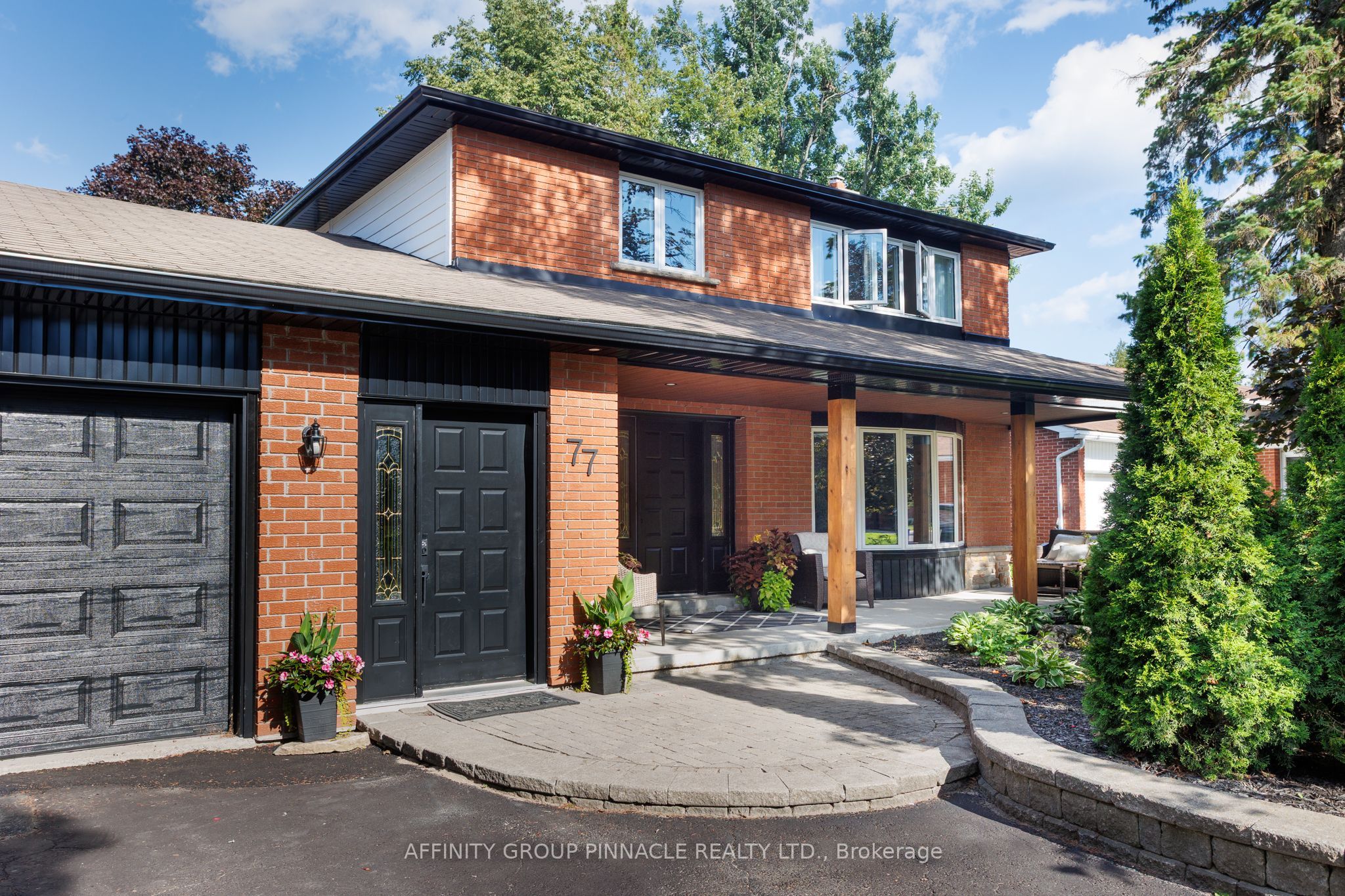 77 Sanderling Crescent Property Photo 3