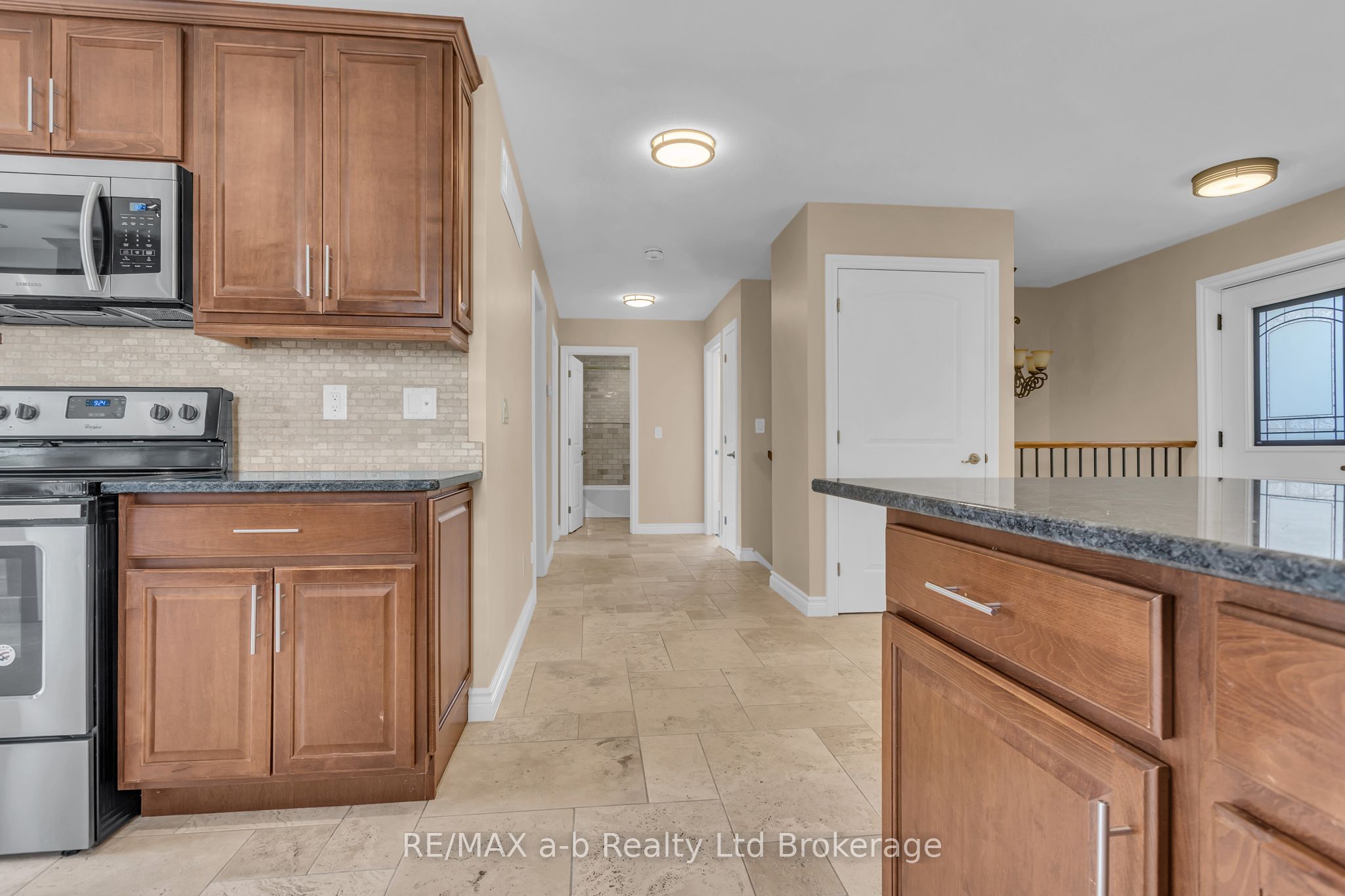 54 Pebble Beach Court Property Photo 7