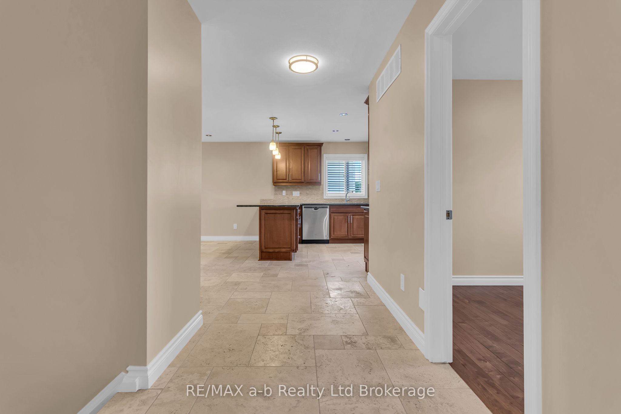 54 Pebble Beach Court Property Photo 8