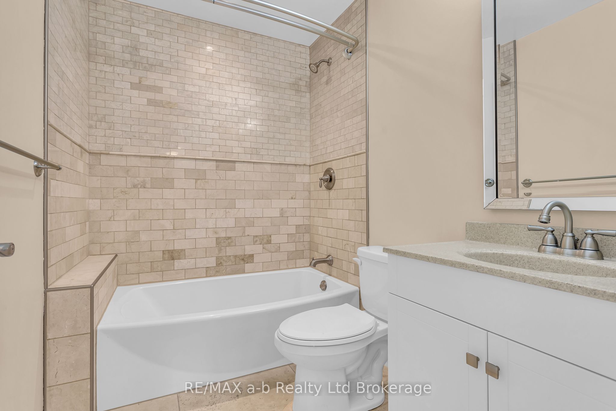 54 Pebble Beach Court Property Photo 17