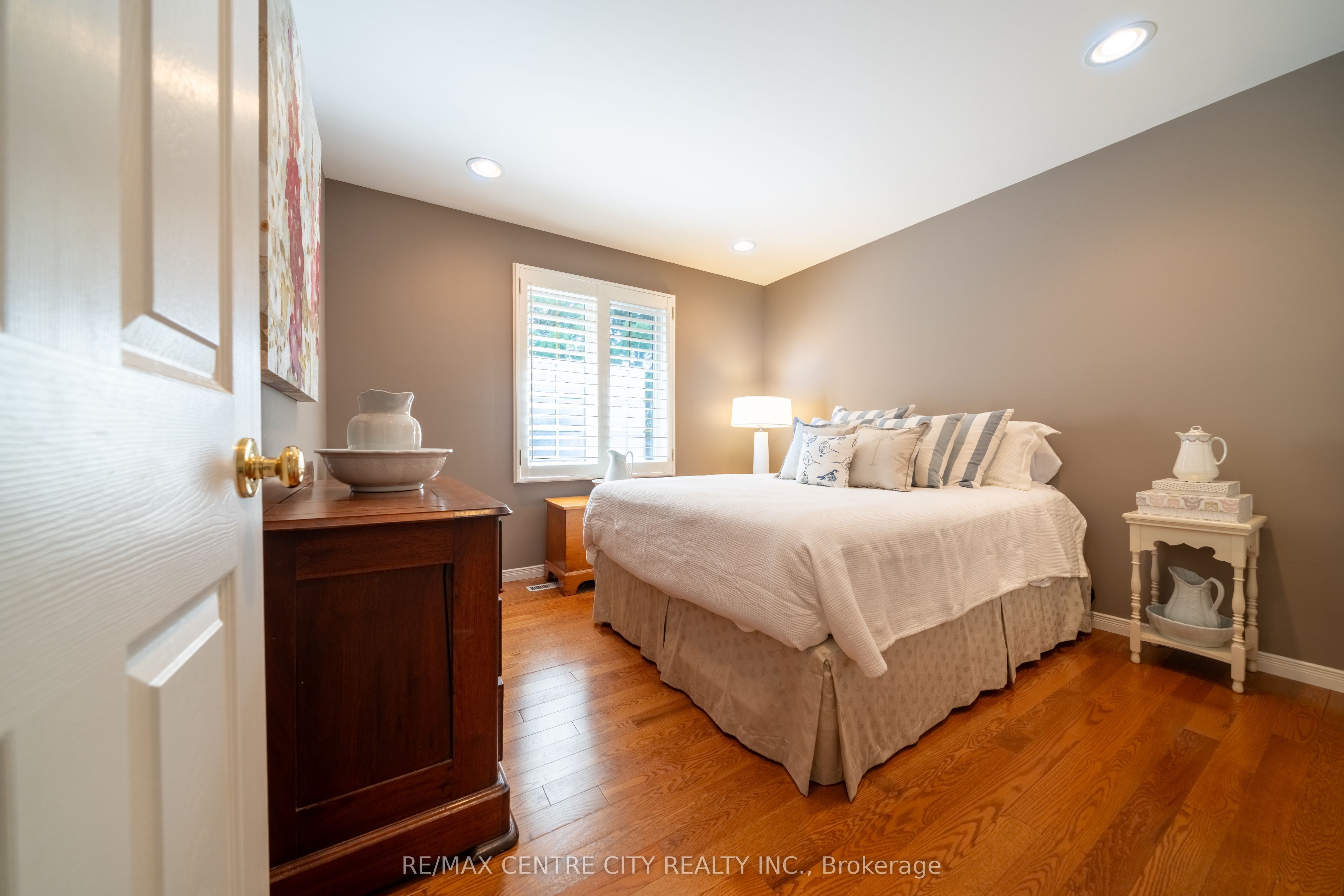 61 Aberdeen Drive Property Photo 25