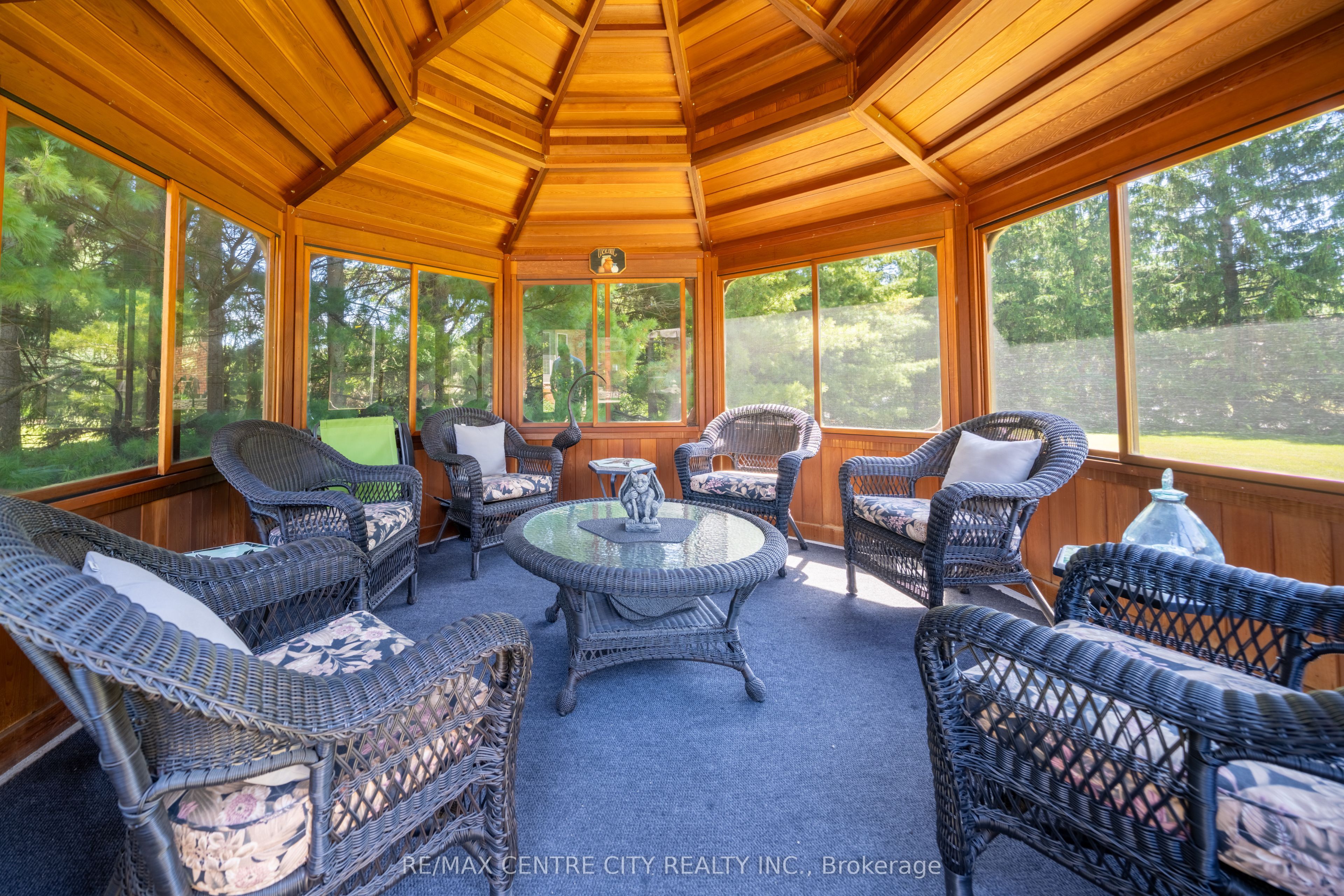 61 Aberdeen Drive Property Photo 43