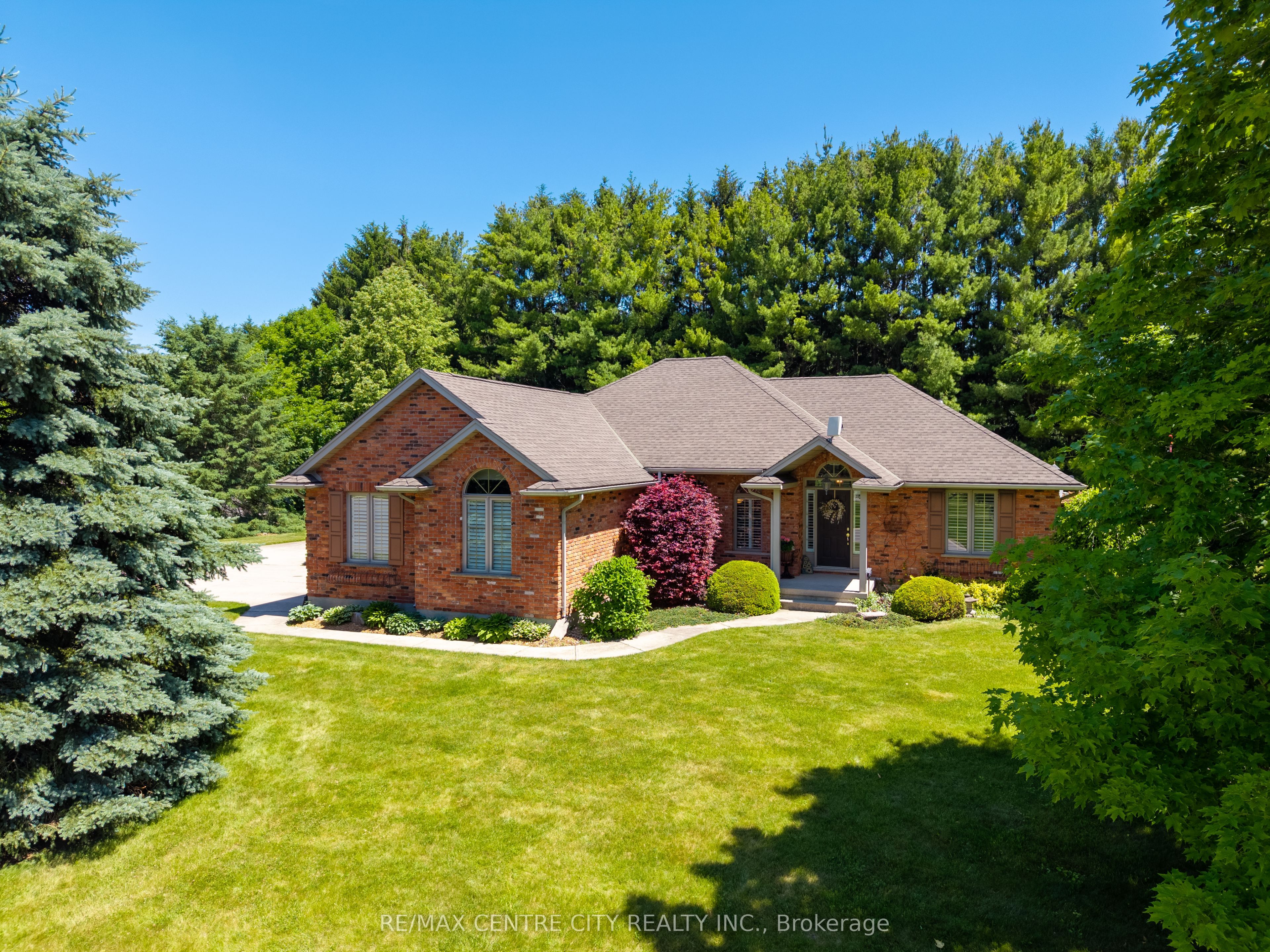 61 Aberdeen Drive Property Photo 46