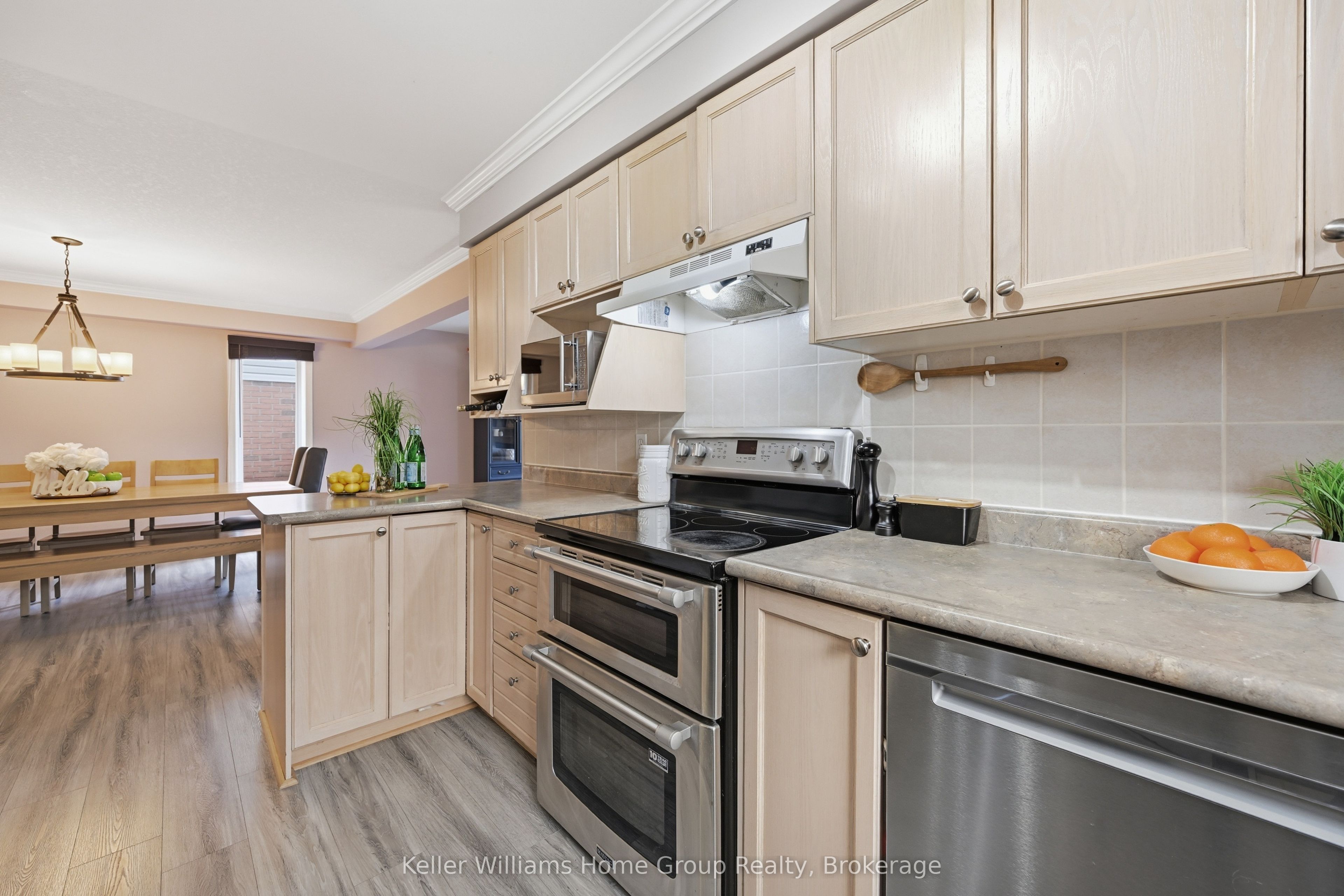 31 Vinifera Drive Property Photo 10