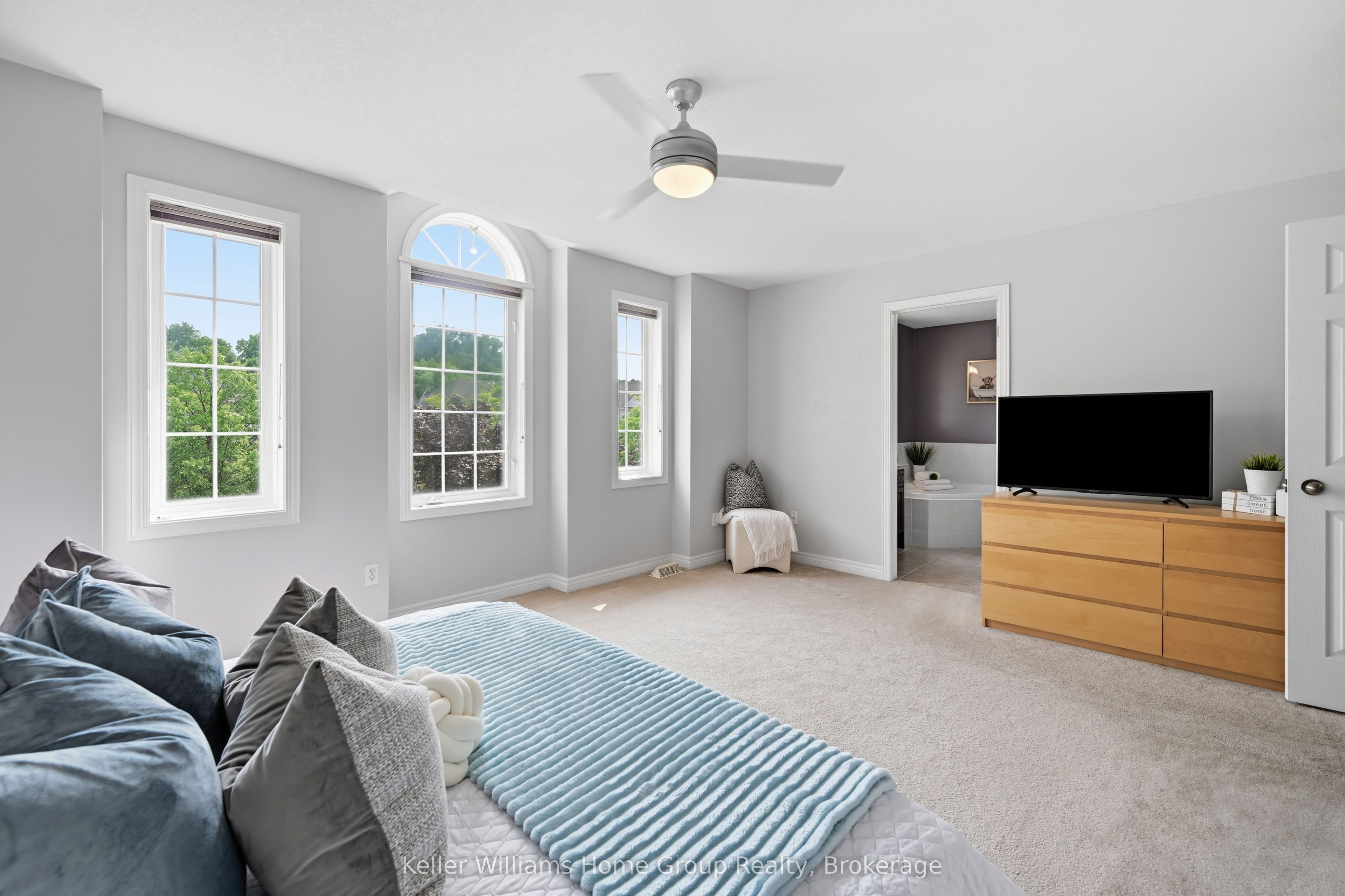 31 Vinifera Drive Property Photo 25