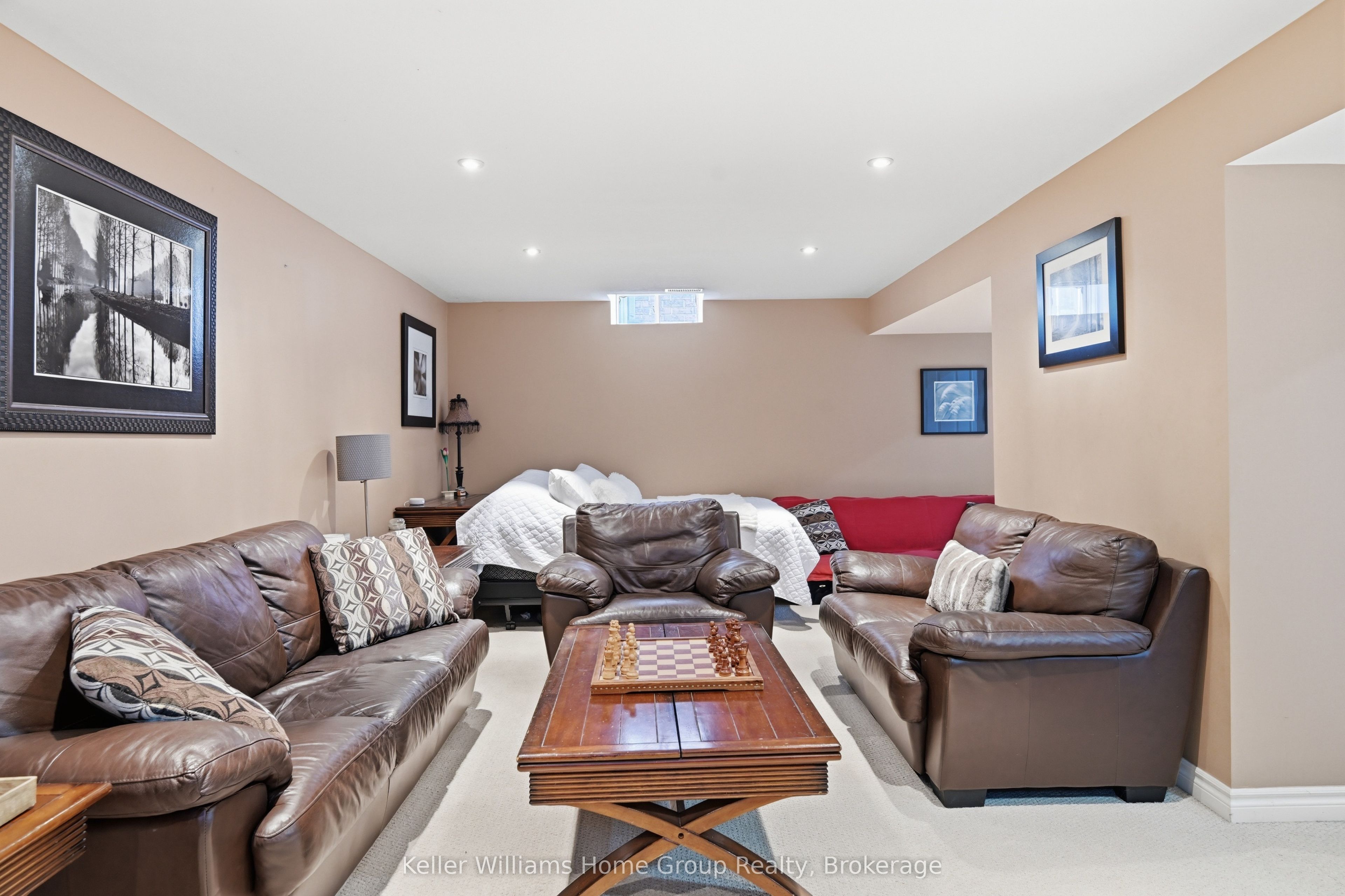 31 Vinifera Drive Property Photo 38