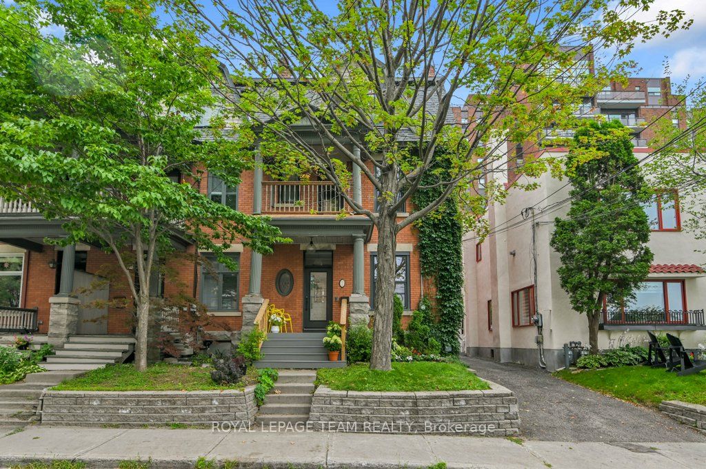 7 Third Avenue Property Photo 1
