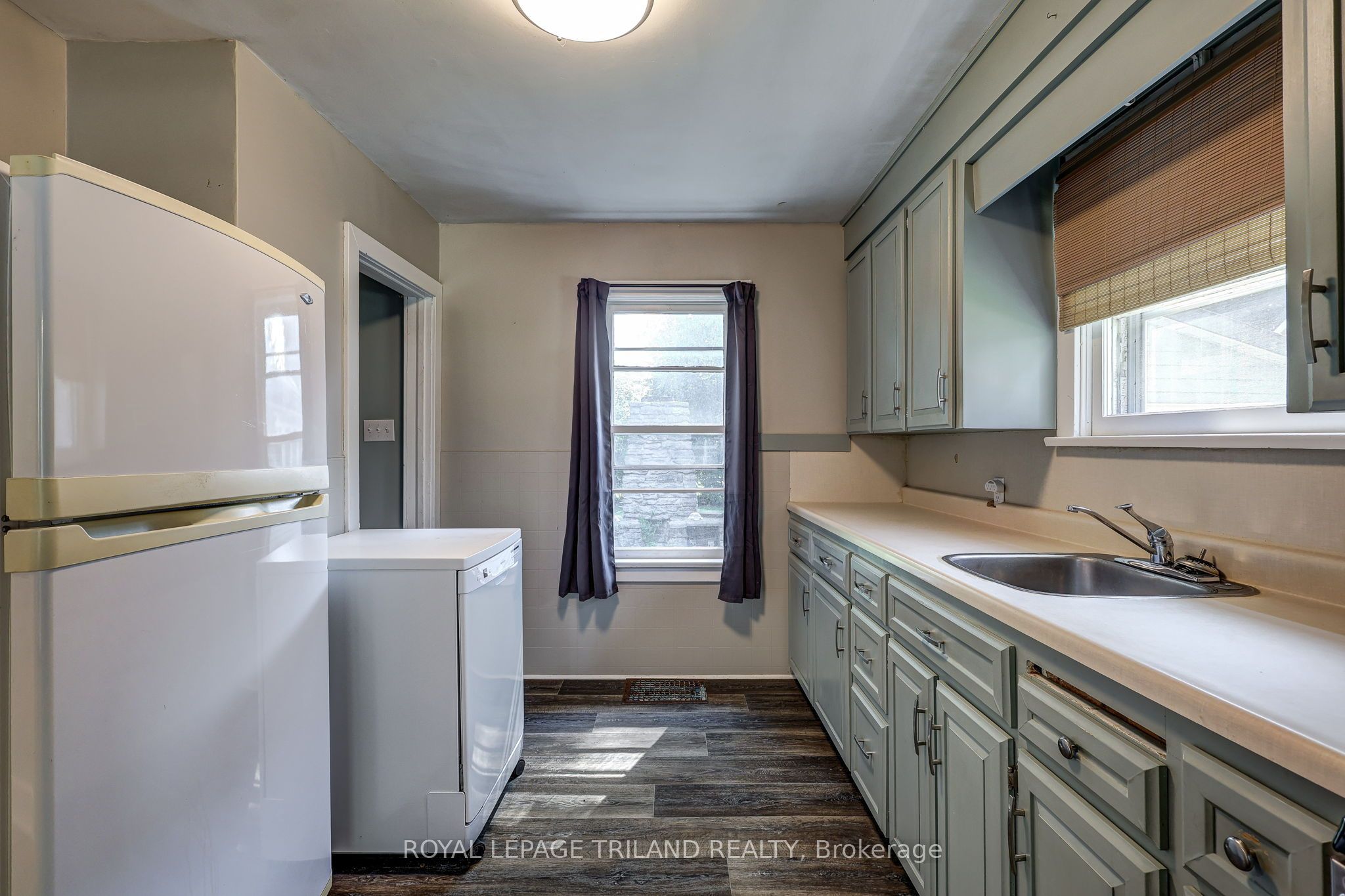 127 Hughes Street Property Photo 19