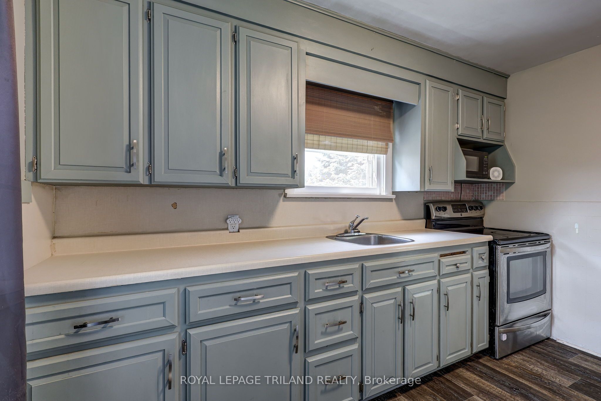127 Hughes Street Property Photo 20