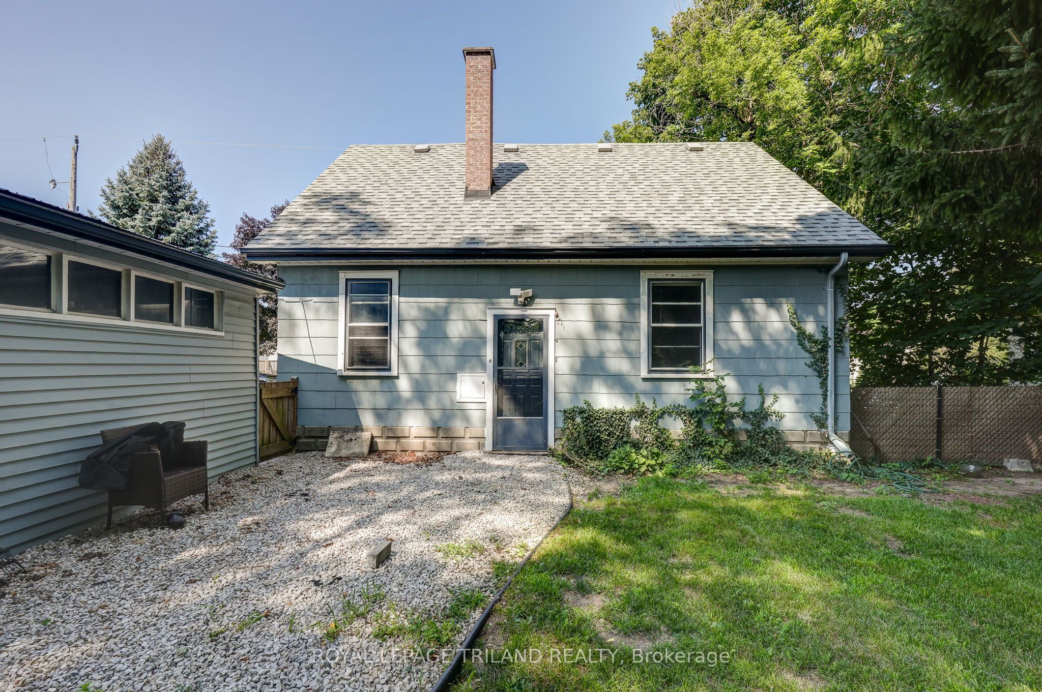 127 Hughes Street Property Photo 32