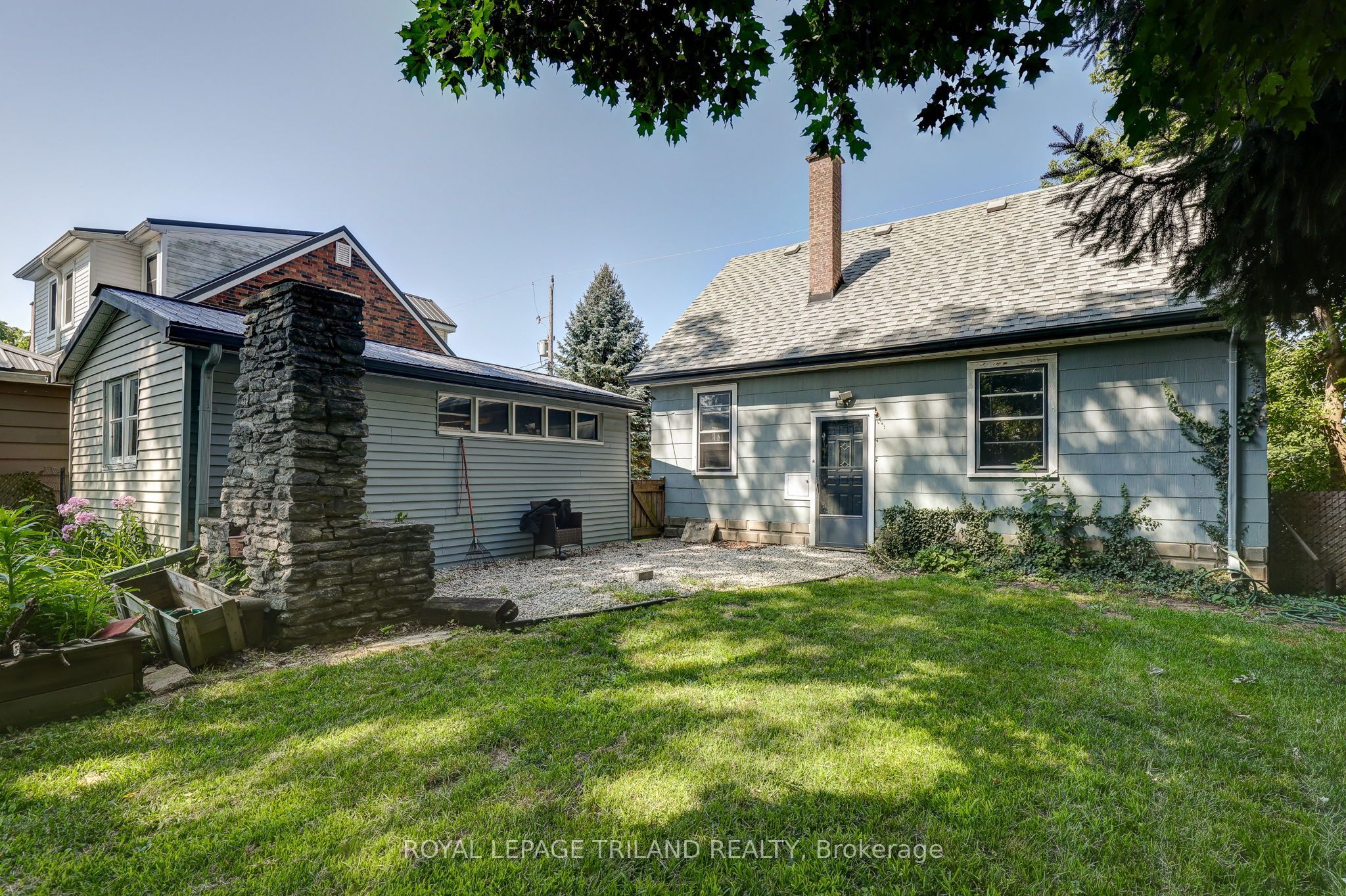 127 Hughes Street Property Photo 33