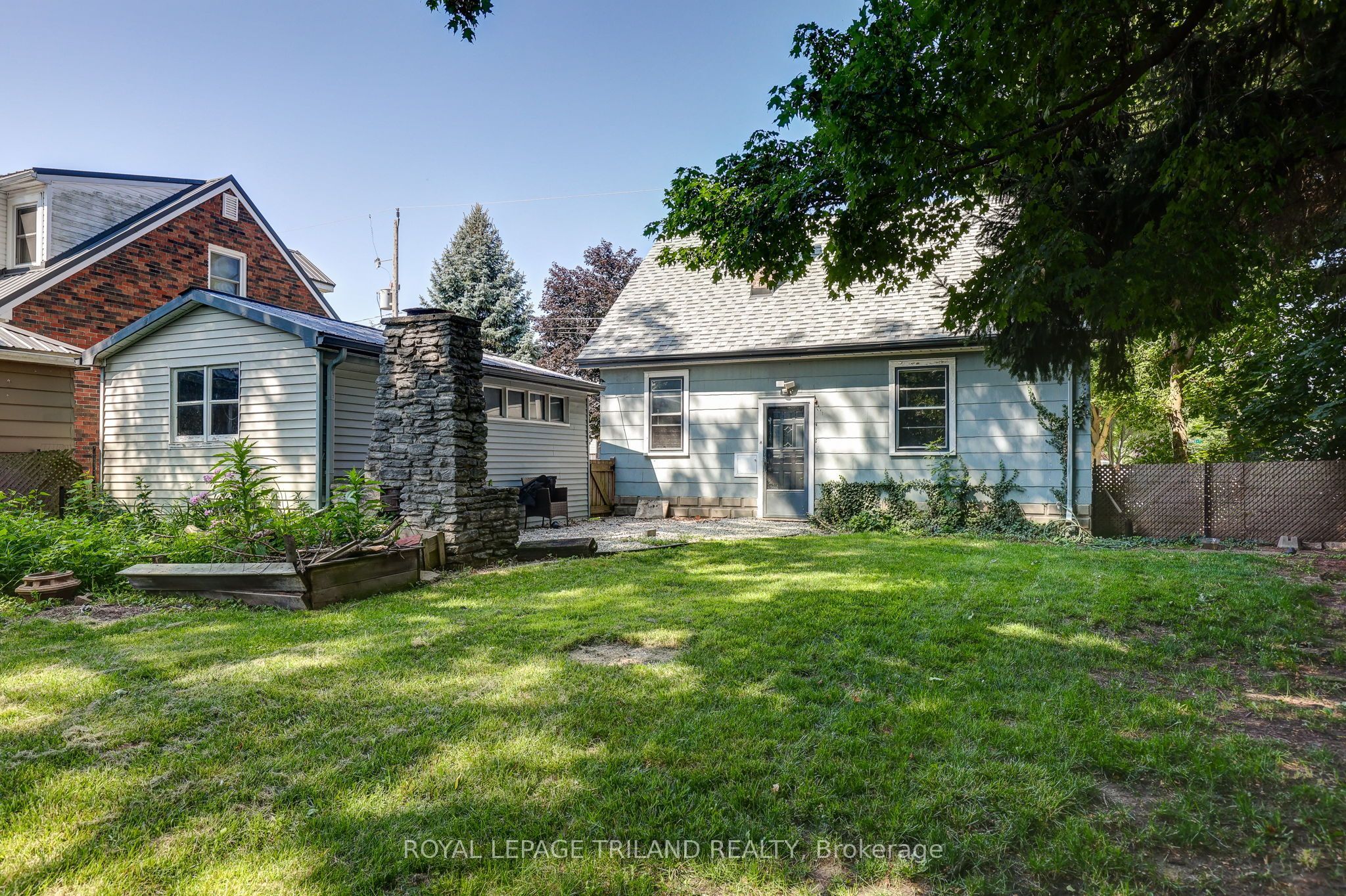 127 Hughes Street Property Photo 40