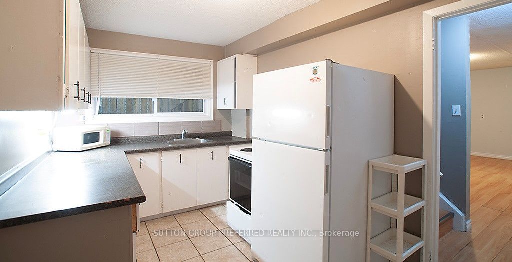 54 Gunn (unit B) Street Property Photo 6