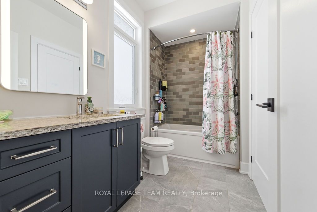 80 Raymond Luhta Crescent Property Photo 7