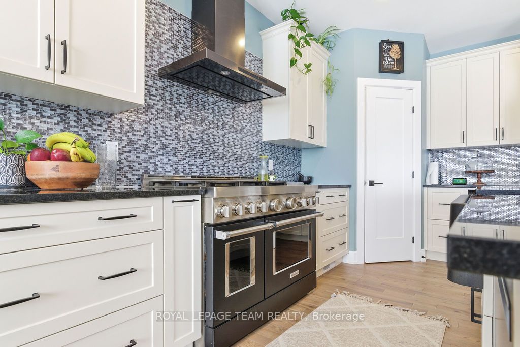 80 Raymond Luhta Crescent Property Photo 15