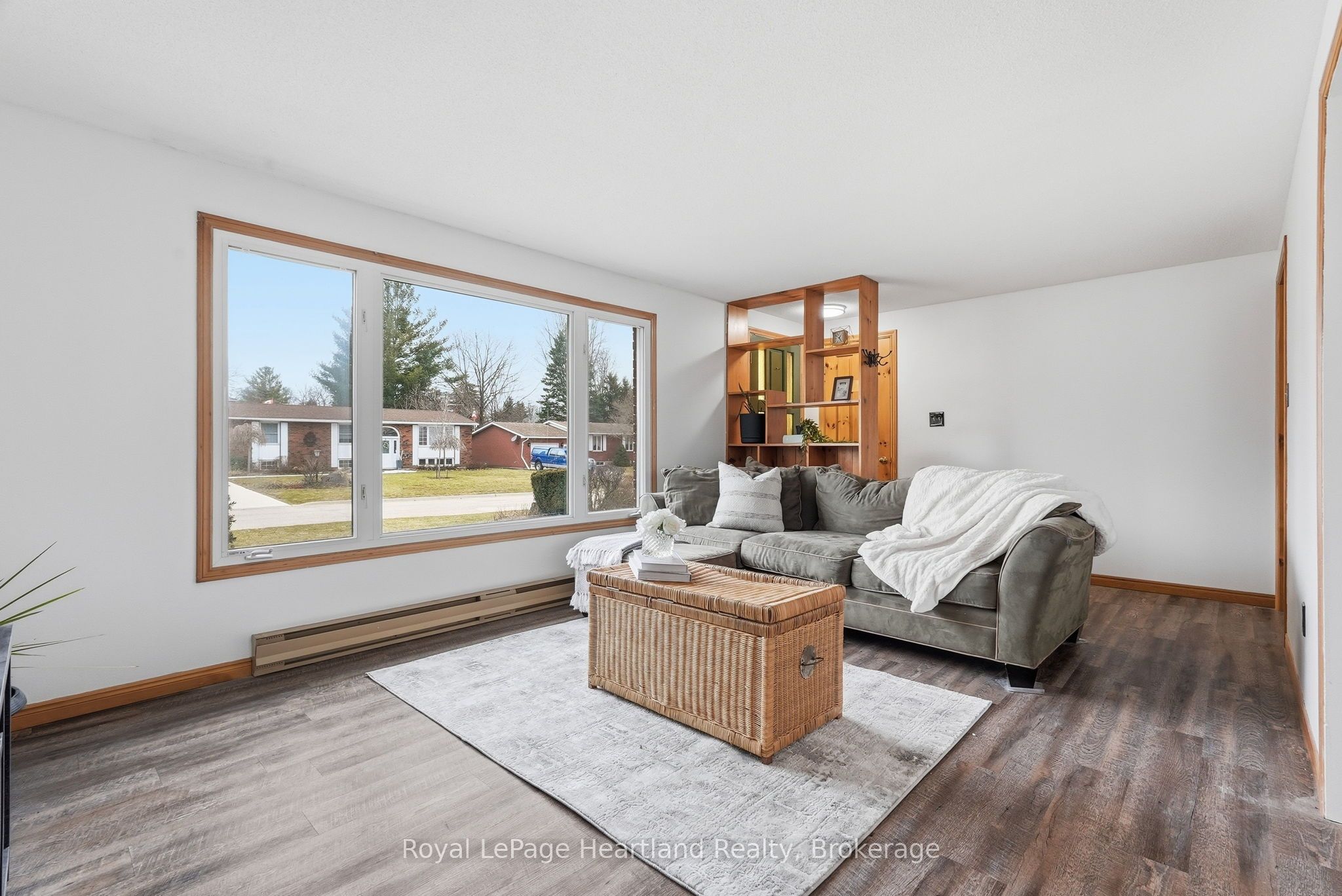 284 Manor Road Property Photo 6