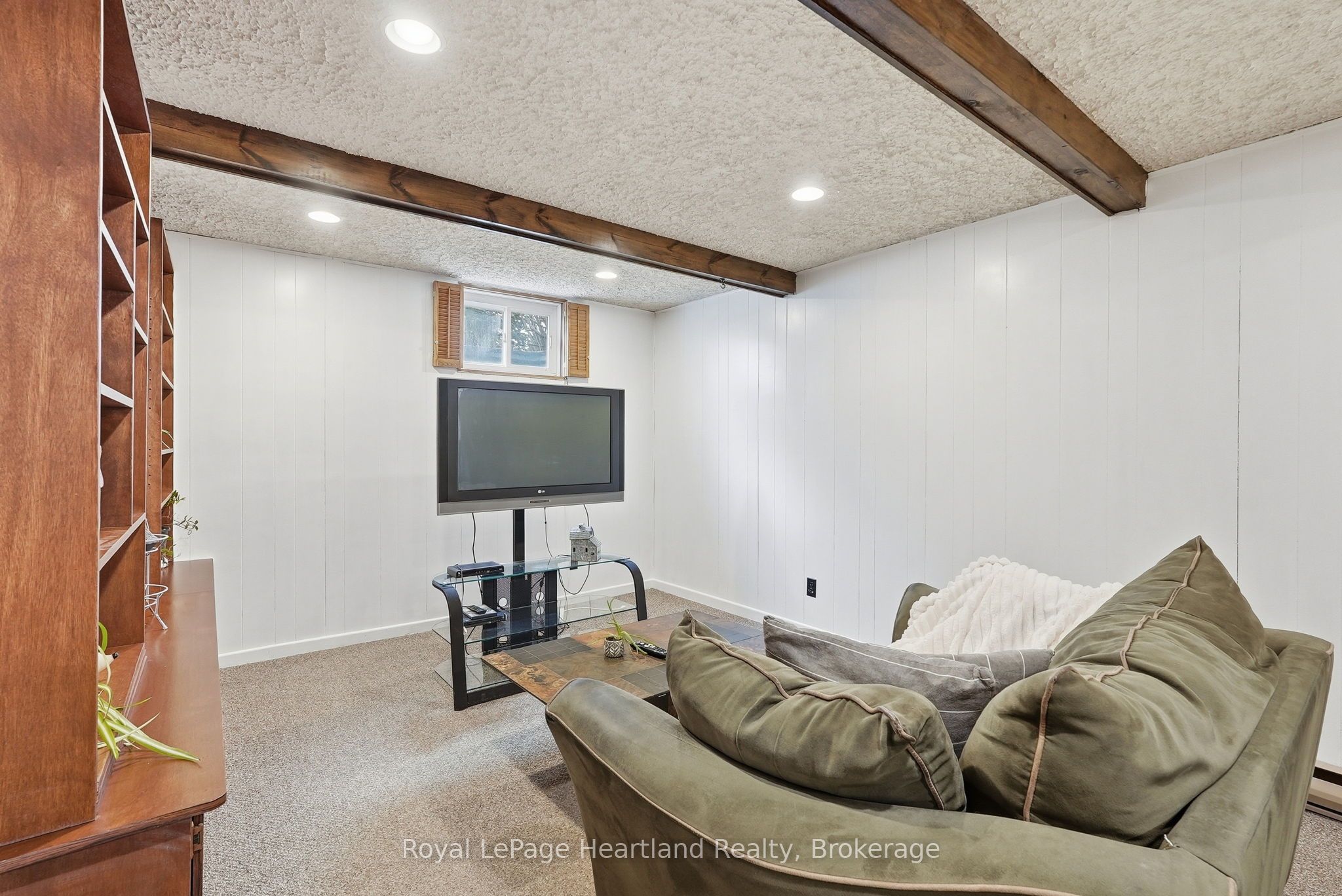 284 Manor Road Property Photo 29