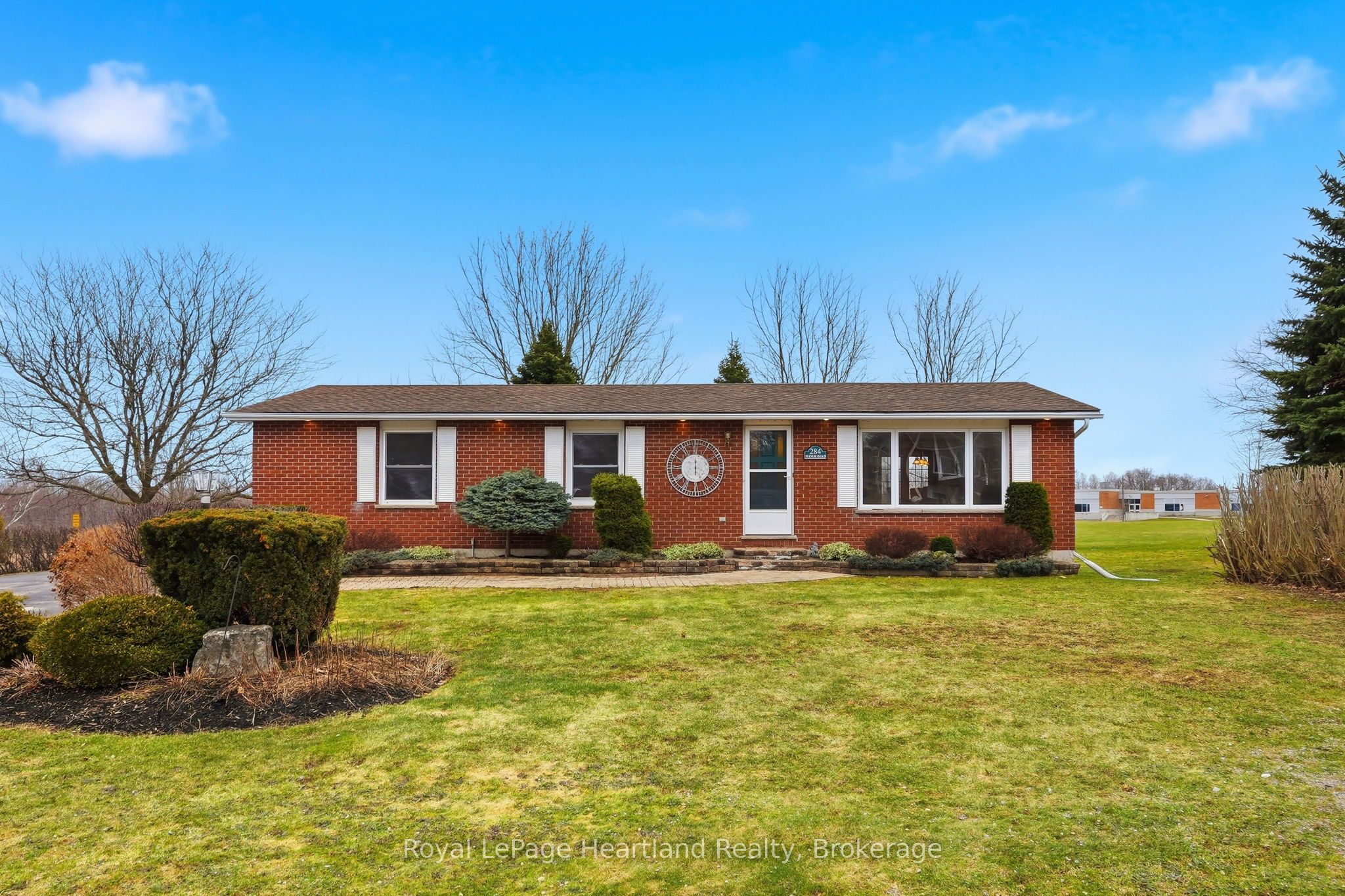 284 Manor Road Property Photo 39