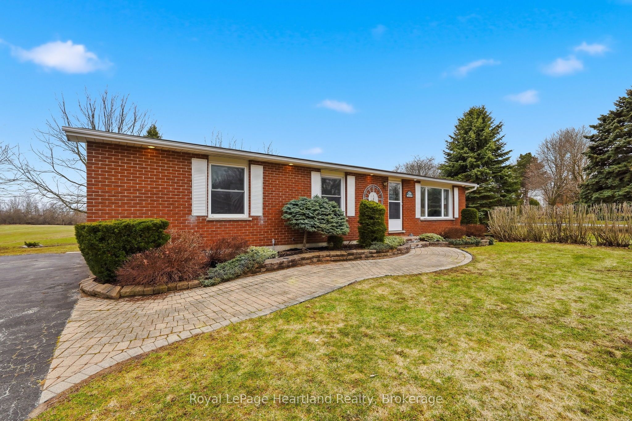284 Manor Road Property Photo 41