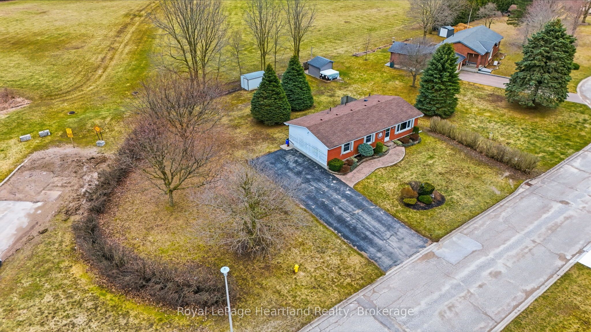 284 Manor Road Property Photo 43