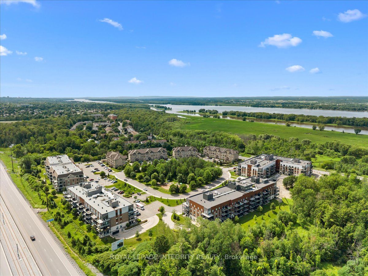 100 Prestige Circle 5 Property Photo 36