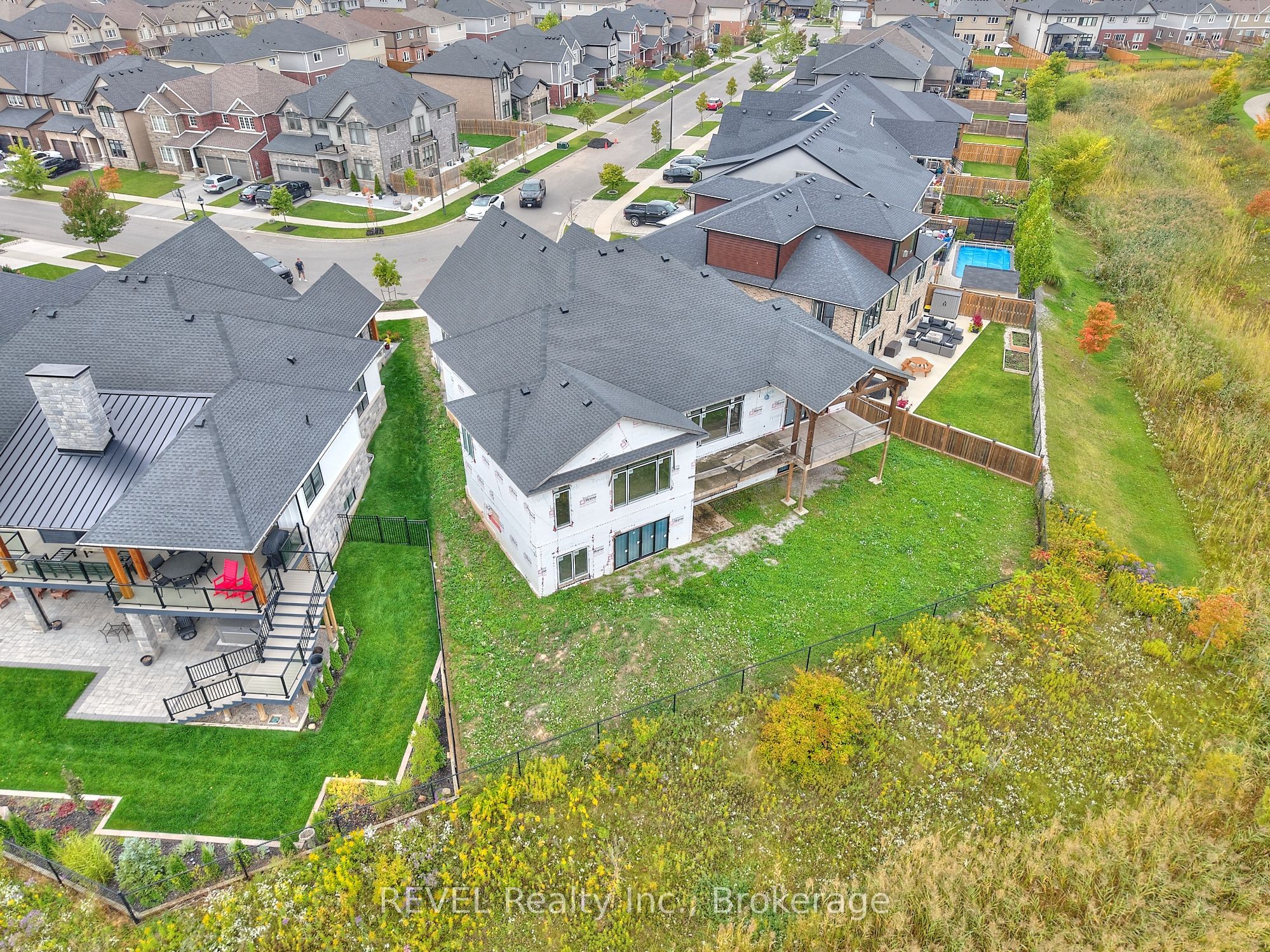 62 Bergenstein Crescent Property Photo 6