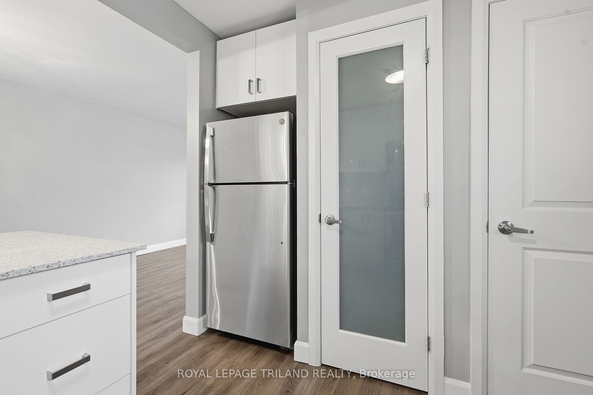 125 Connaught Avenue Property Photo 11