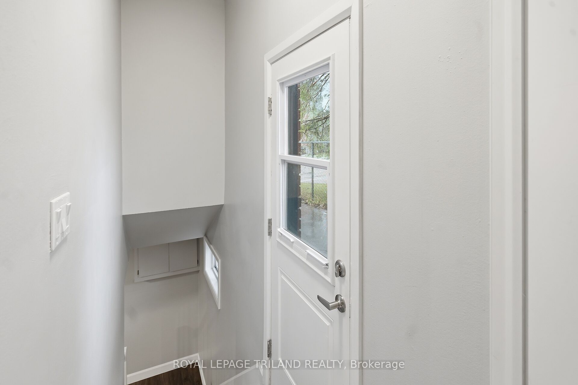 125 Connaught Avenue Property Photo 17
