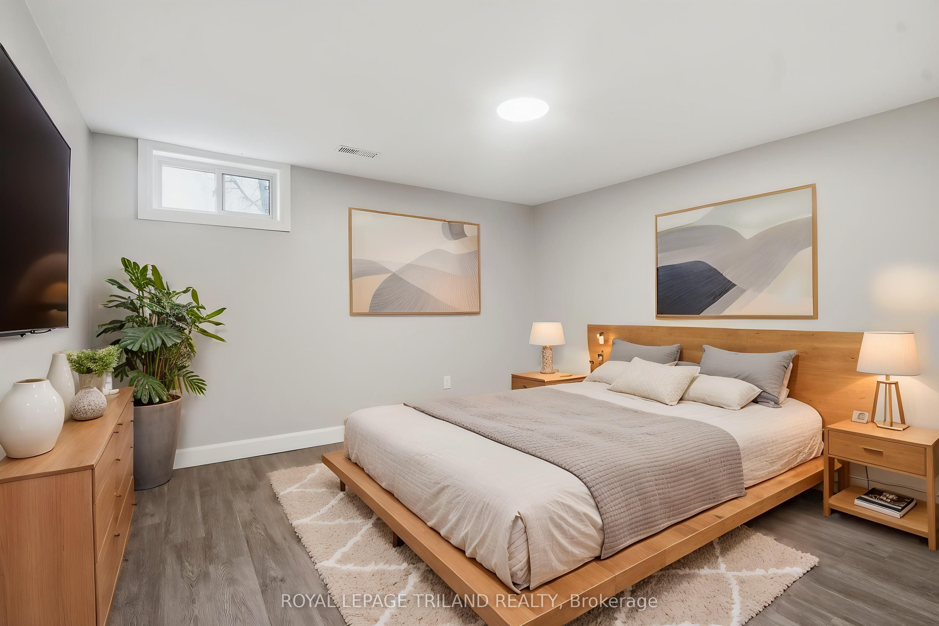125 Connaught Avenue Property Photo 19