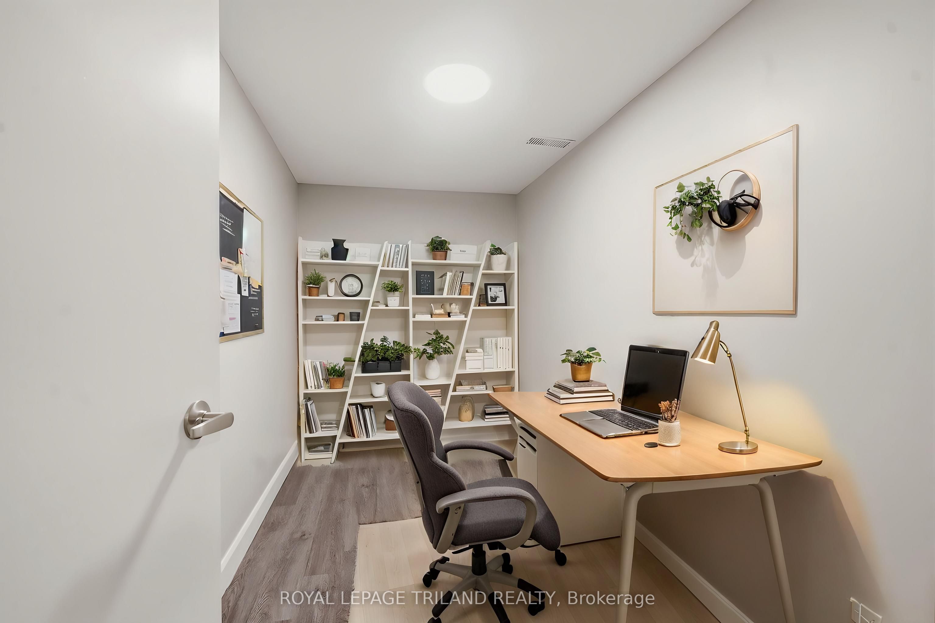 125 Connaught Avenue Property Photo 20
