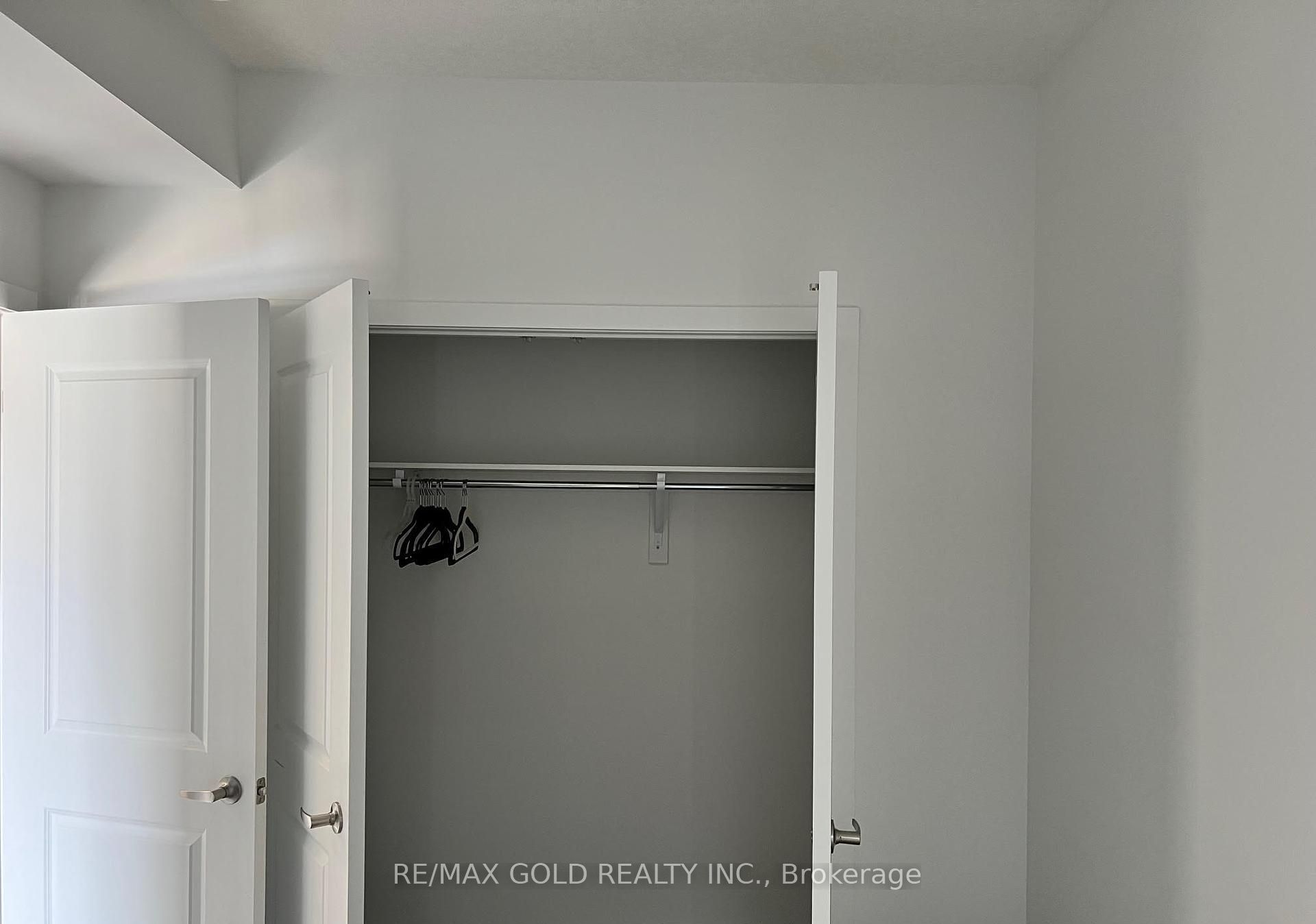 205 West Oak Trail 44 Property Photo 15
