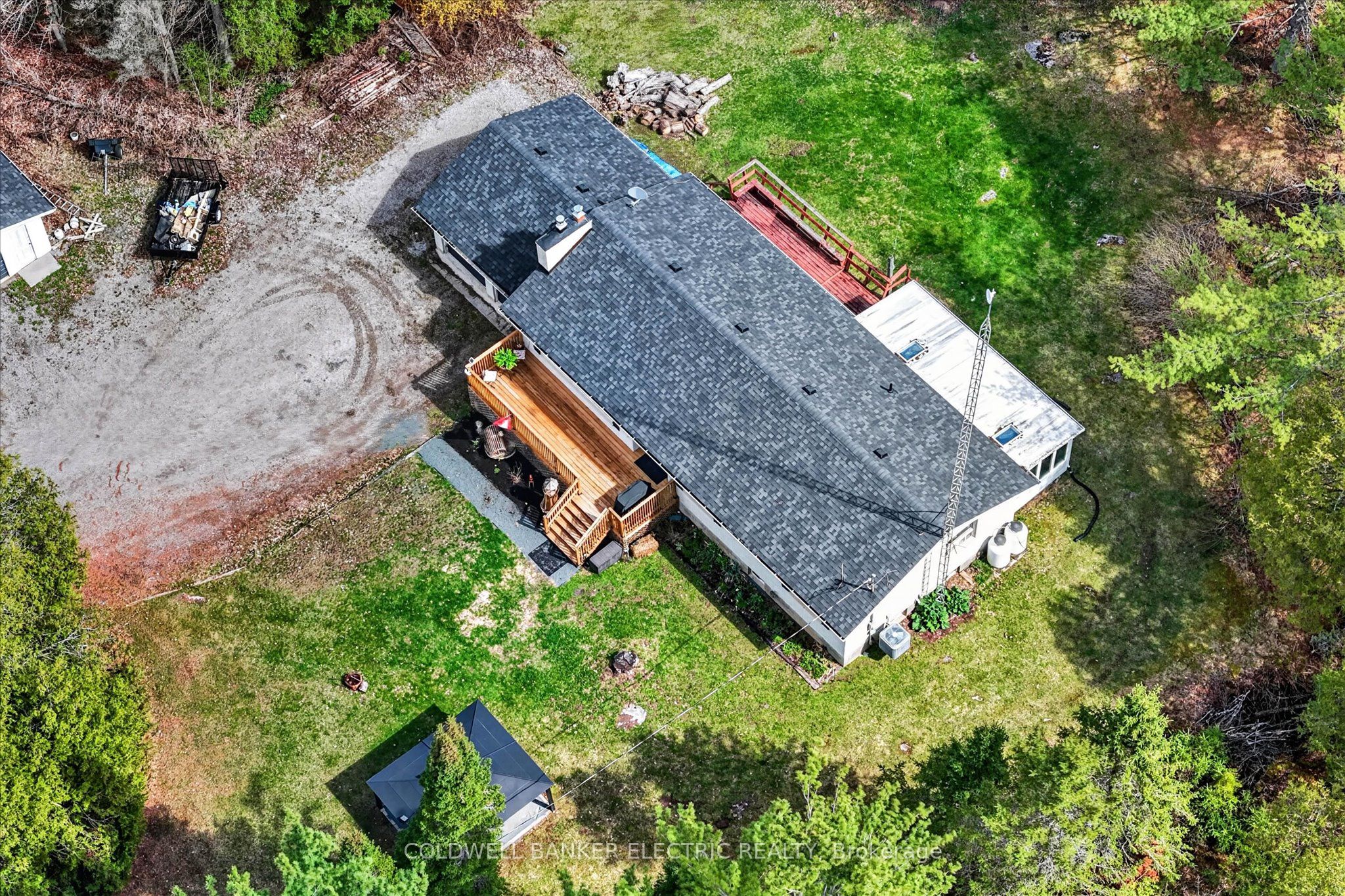 517 2nd Line Belmont Property Photo 38