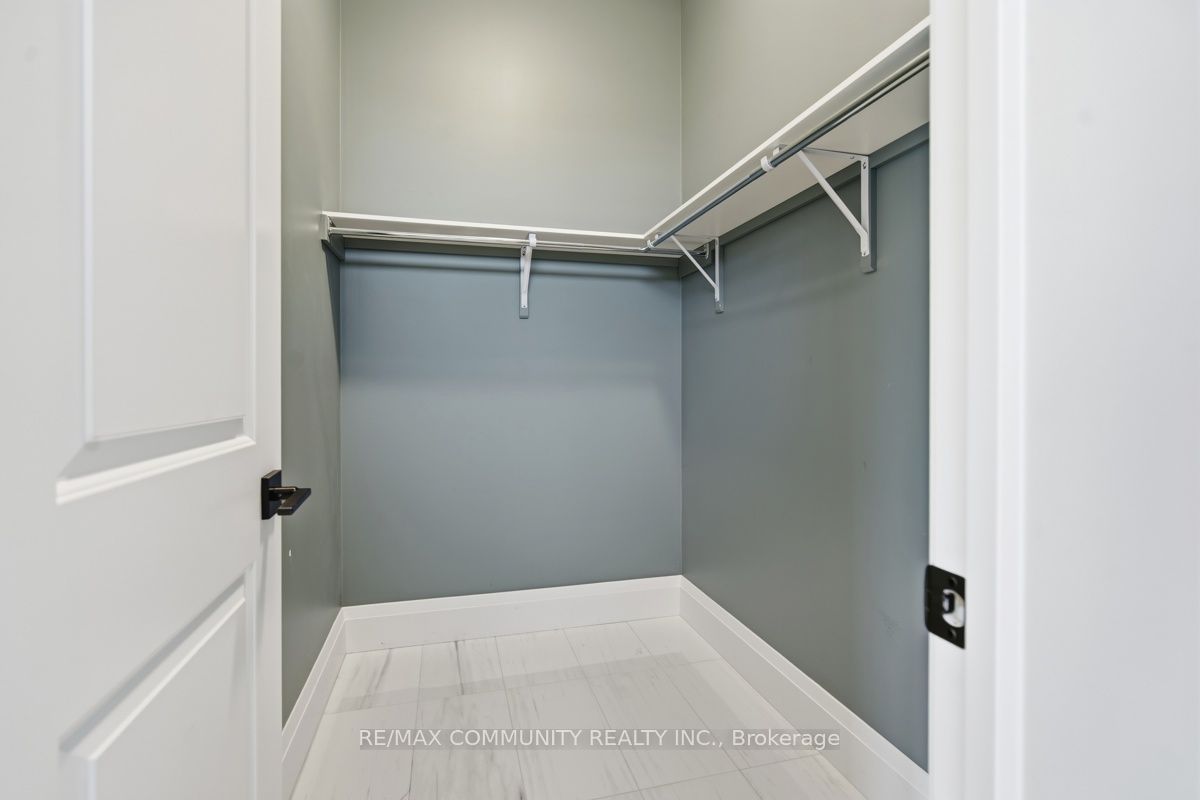 451 Warner Terrace Property Photo 21