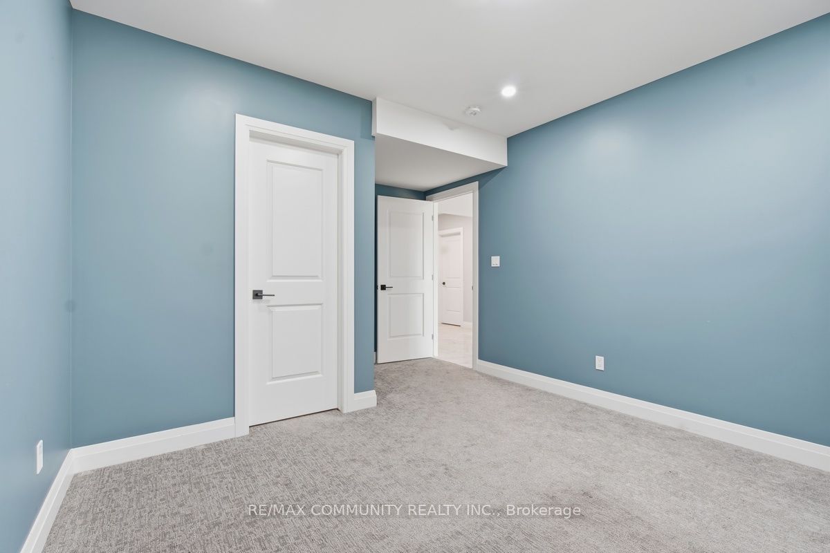 451 Warner Terrace Property Photo 44