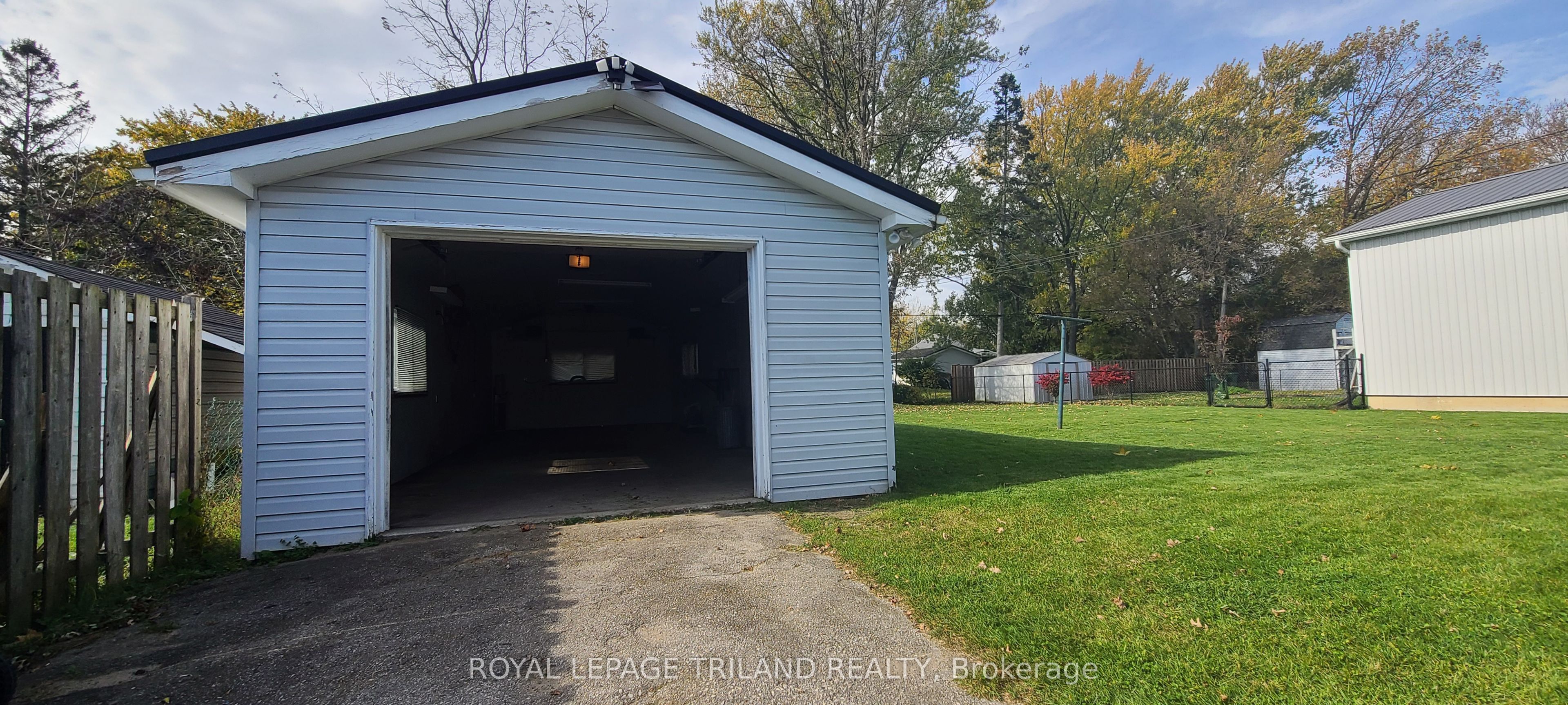 178 Balaclava Street Property Photo 6
