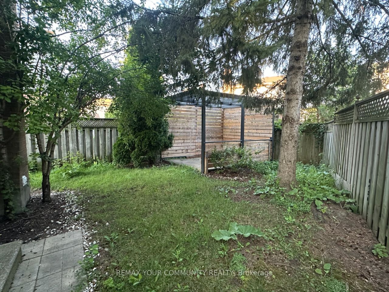 9 Buchanan Crescent Property Photo 2