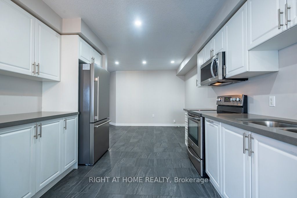 10 Cittadella Boulevard Property Photo 5