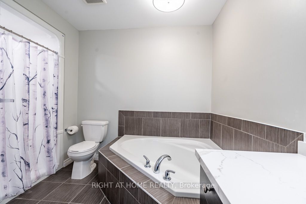 10 Cittadella Boulevard Property Photo 19