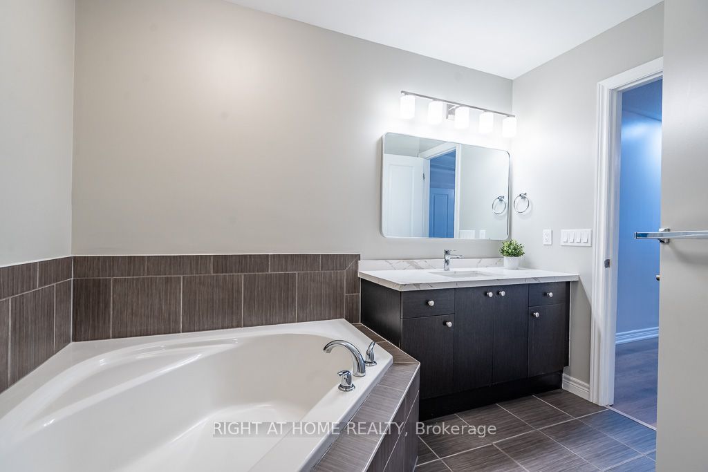 10 Cittadella Boulevard Property Photo 20